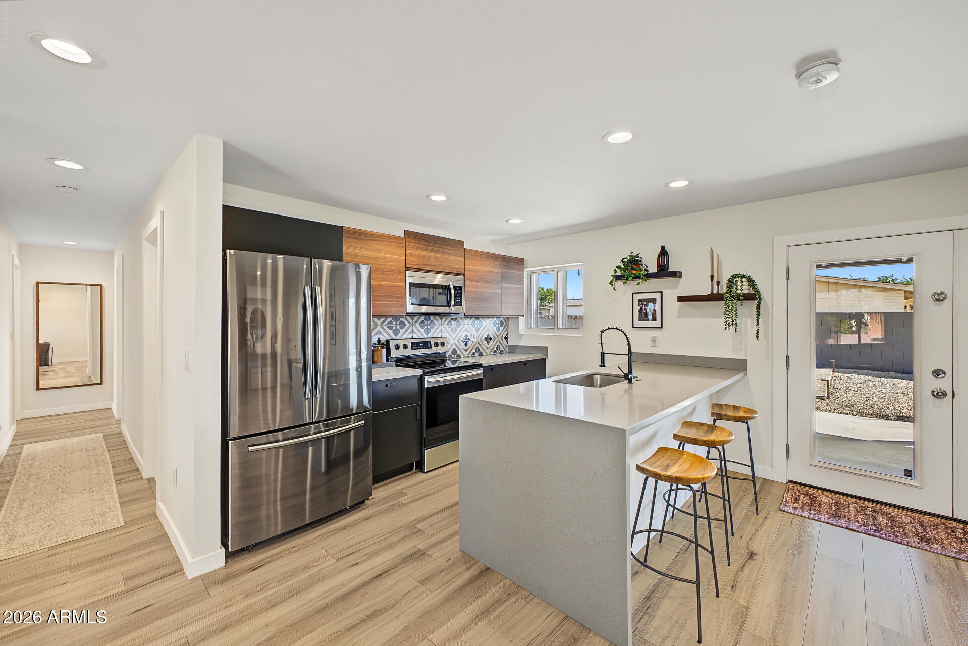 Properties 1 1203 E MARNY Road