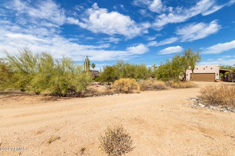 A home in Cave Creek