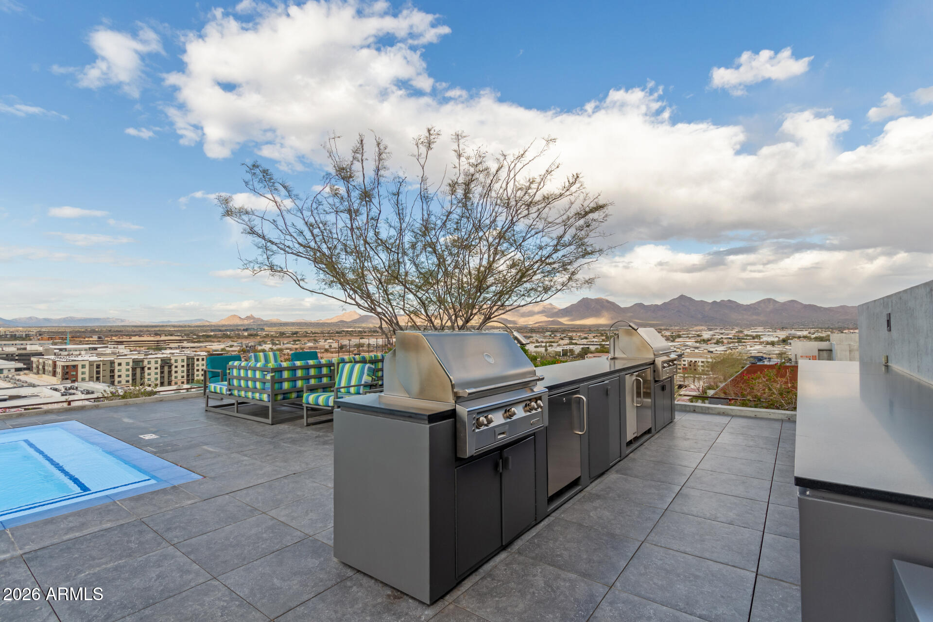 OPTIMA KIERLAND CENTER 7120 CONDOMINIUM 2ND AMD - Residential