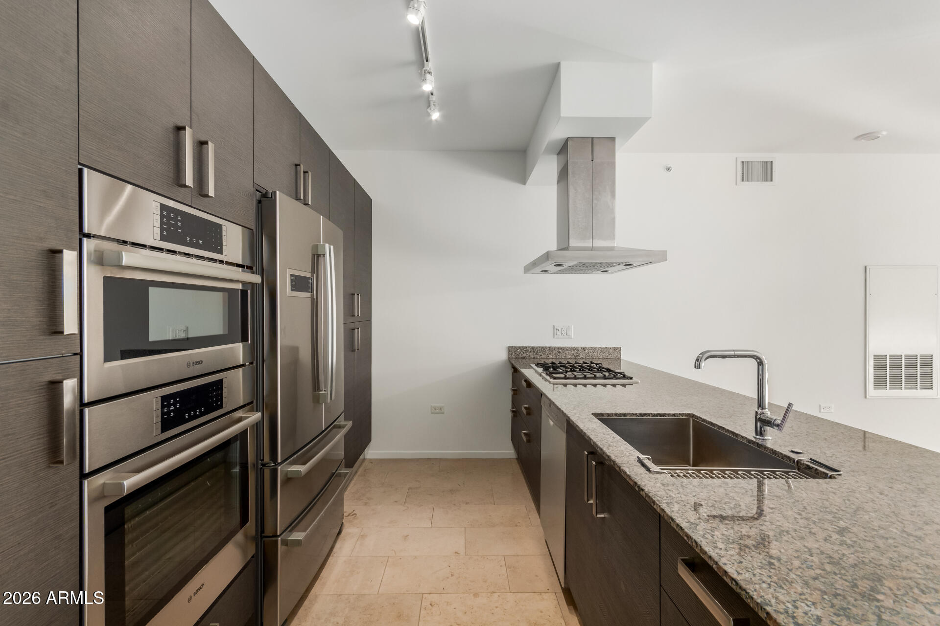 OPTIMA KIERLAND CENTER 7120 CONDOMINIUM 2ND AMD - Residential
