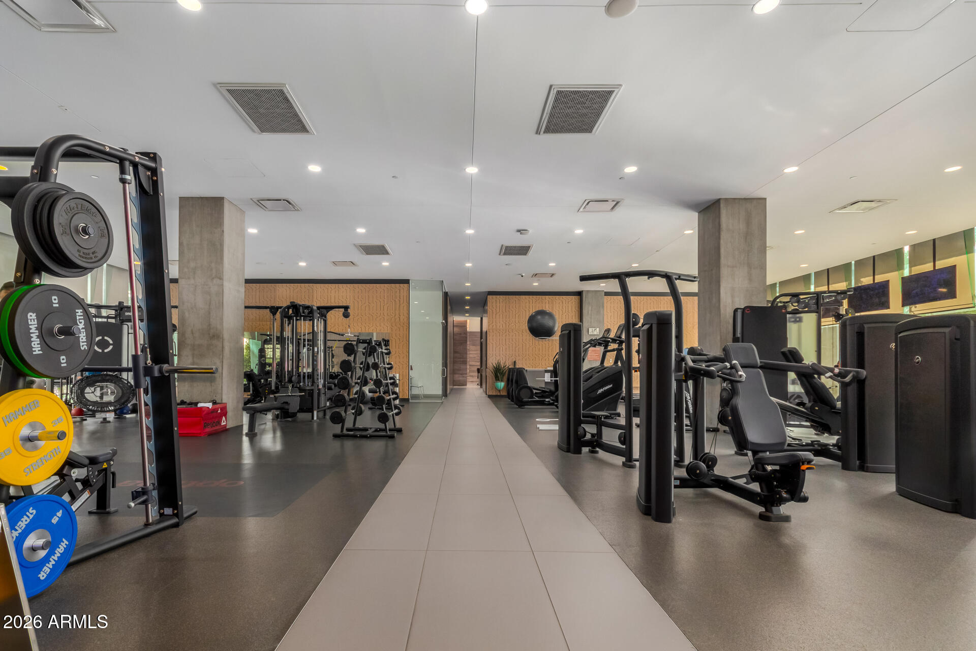 OPTIMA KIERLAND CENTER 7120 CONDOMINIUM 2ND AMD - Residential
