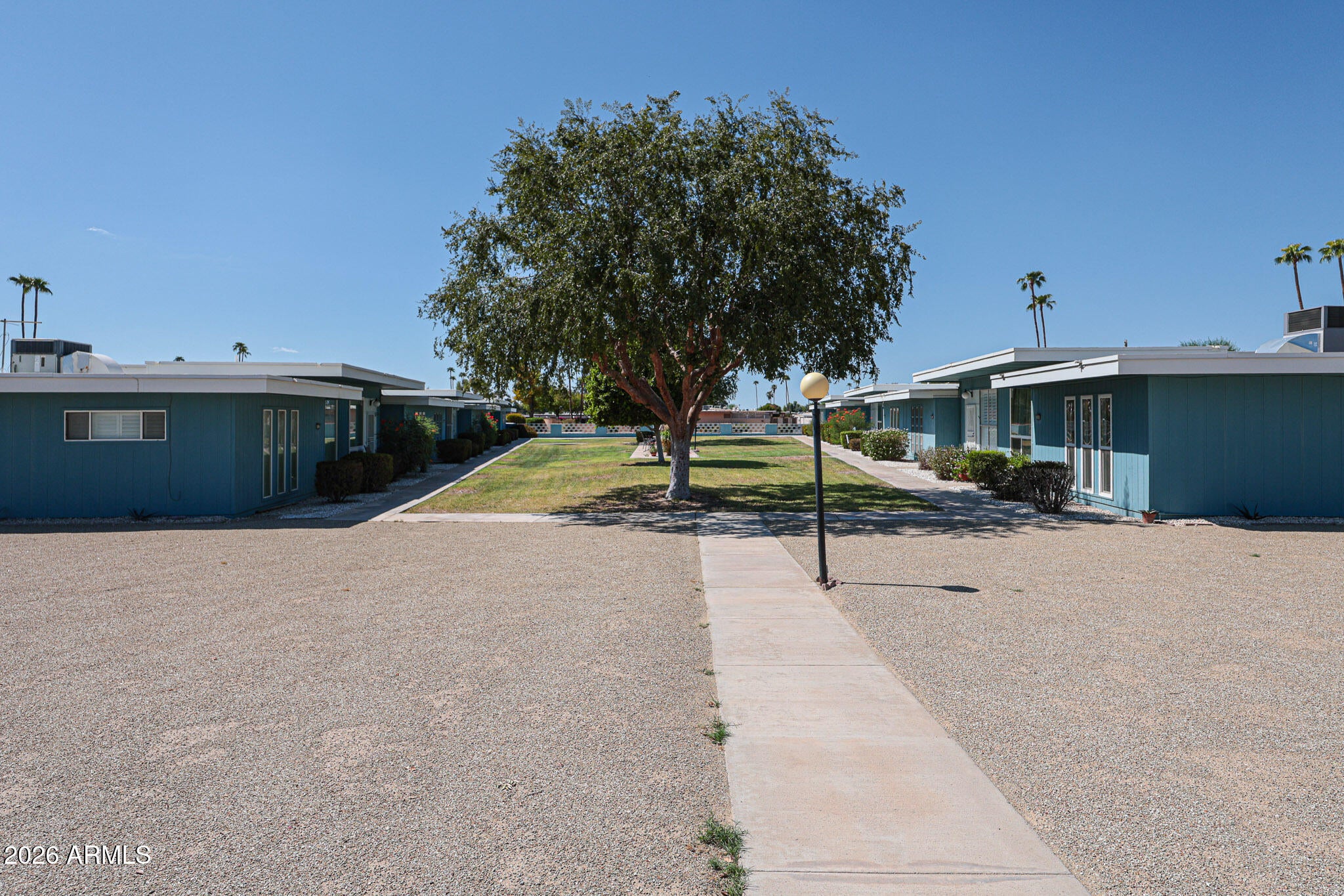 10016 W LANCASTER Drive