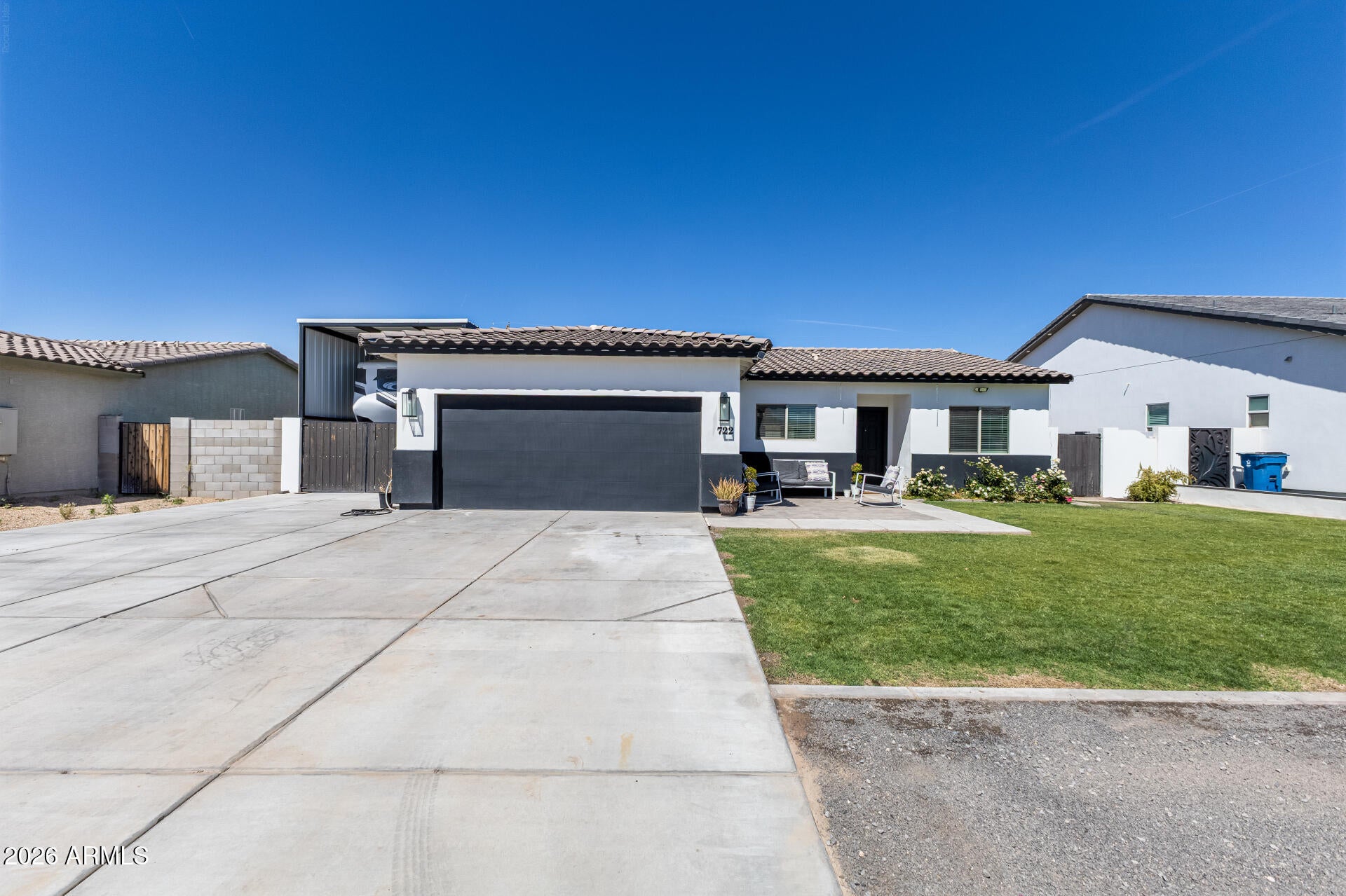 5722 E Red Bird Lane