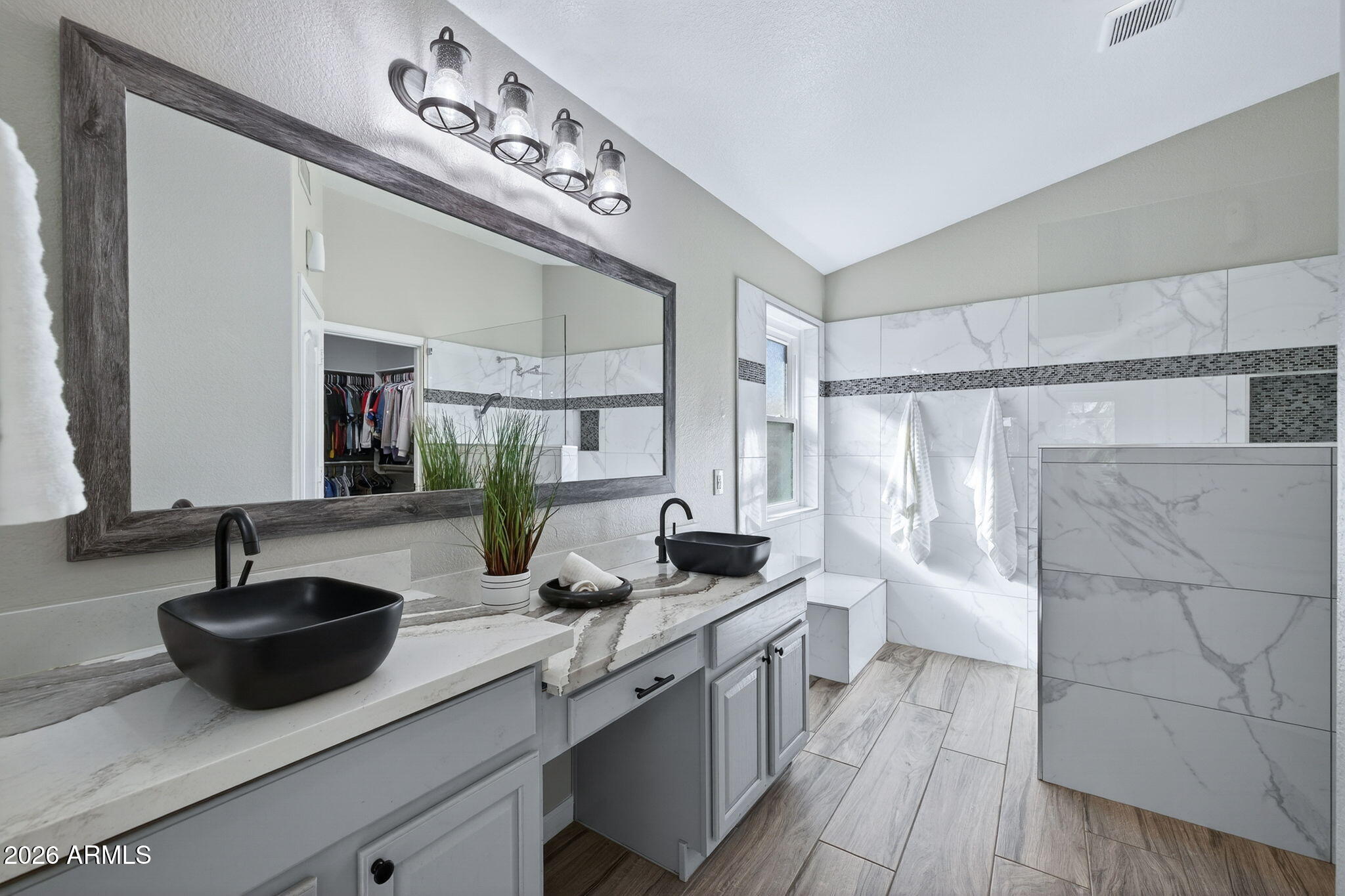 3029 S COYOTE Canyon