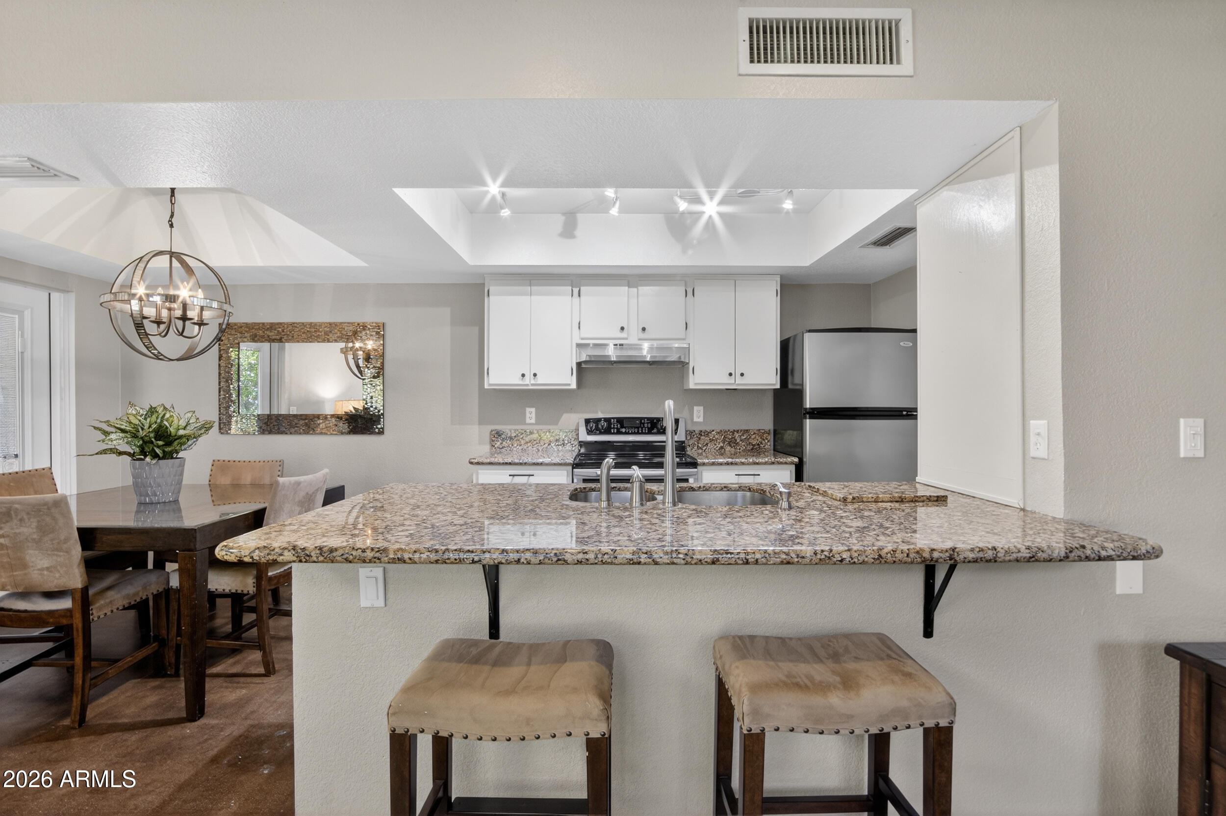 5019 E SIESTA Drive 1