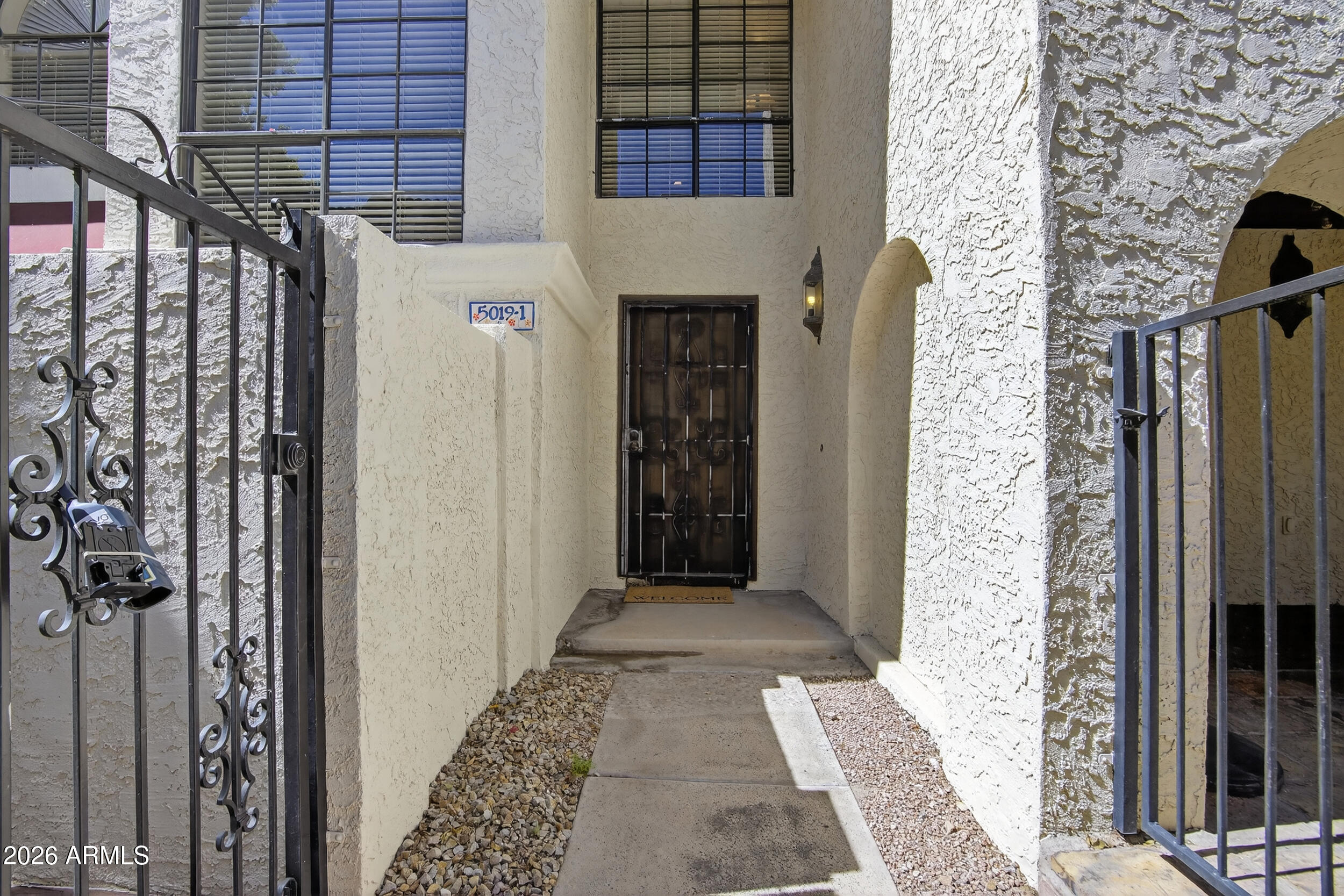 5019 E SIESTA Drive 1