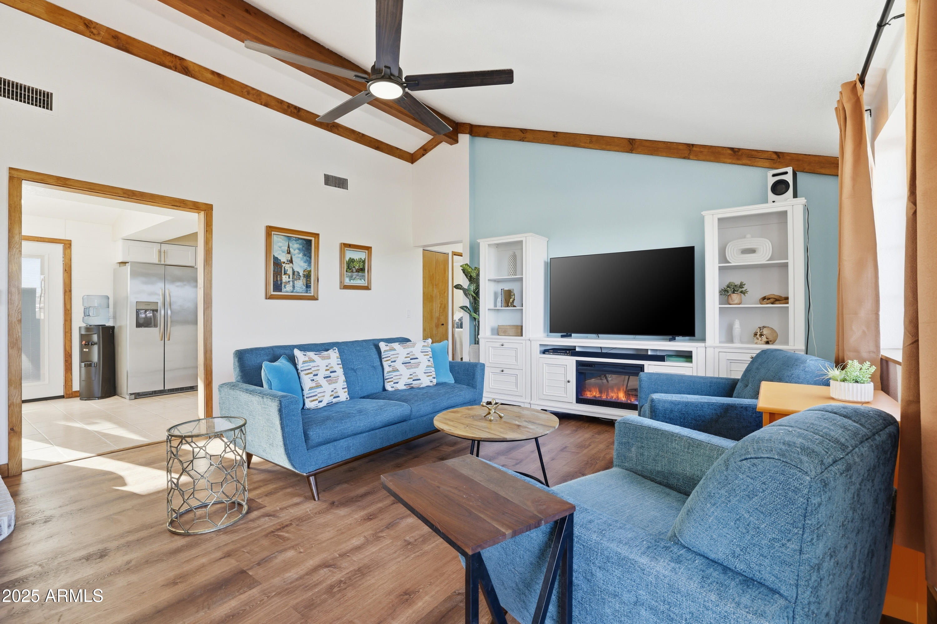 803 E DESERT JEWEL Drive