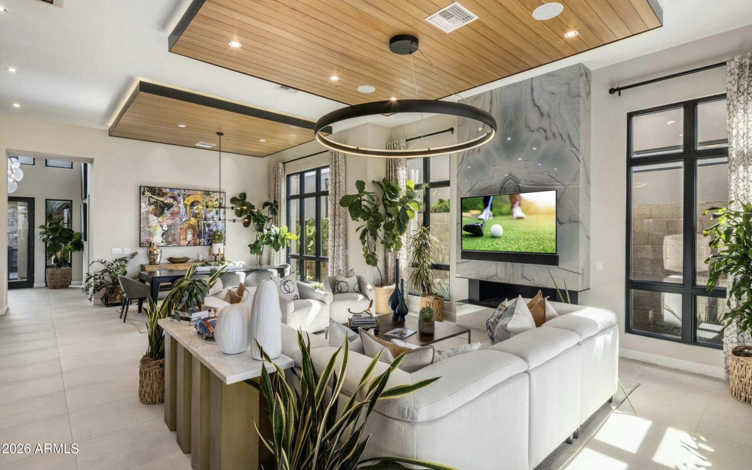 37200 N CAVE CREEK Road 1072