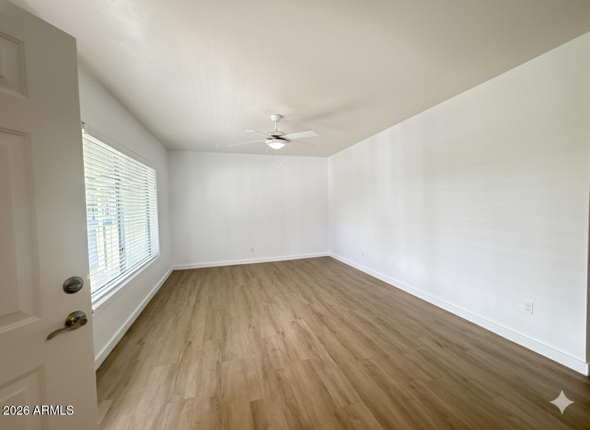 337 W PASADENA Avenue 09