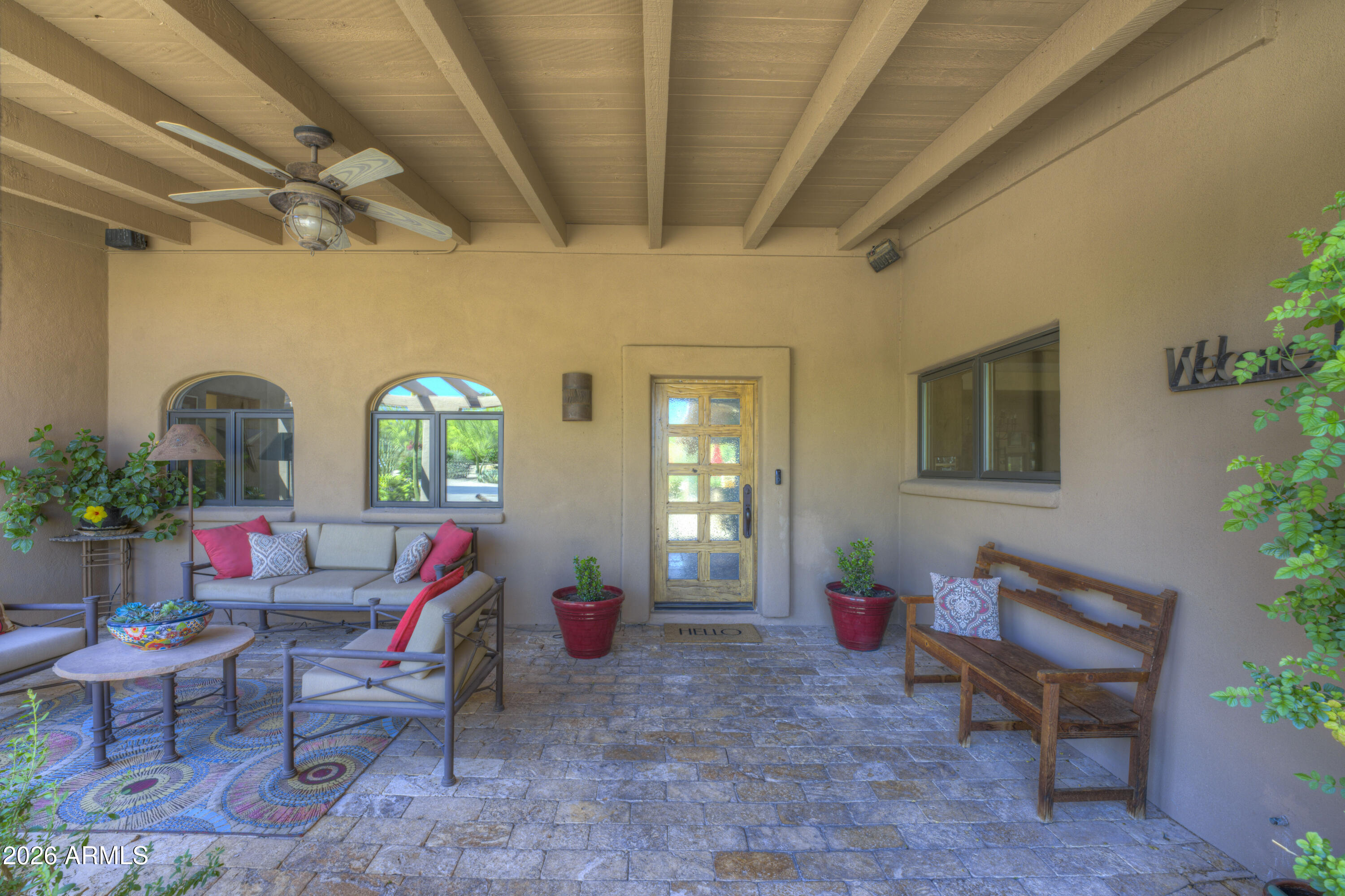 1204 E MESQUITE Drive