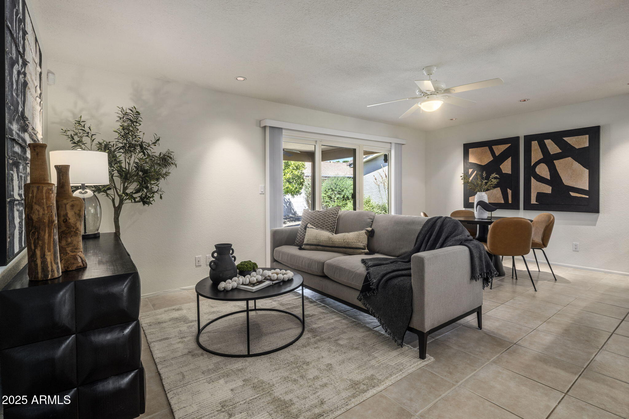 7752 N VIA DEL MUNDO --