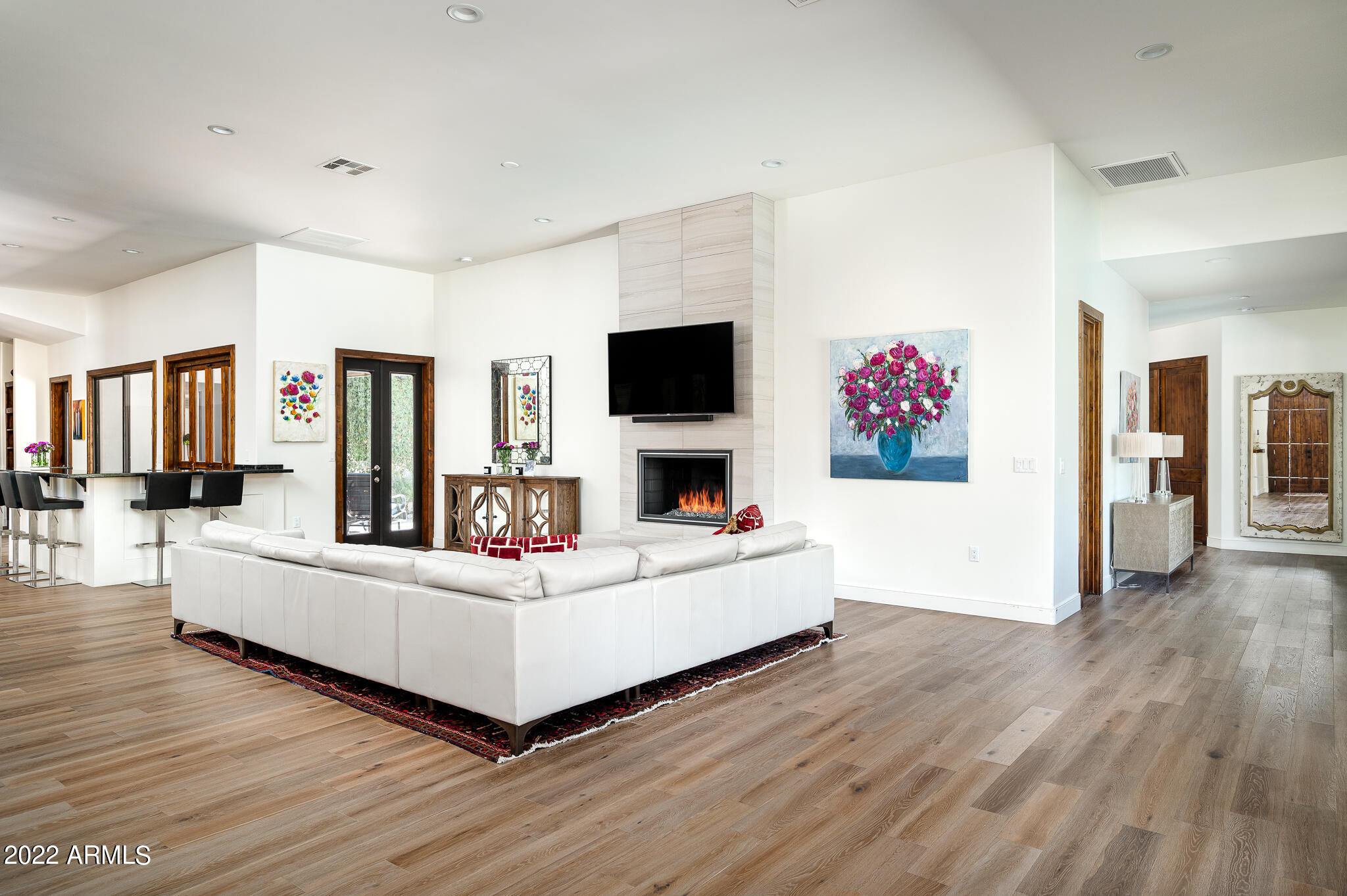 BRET HILLS - Residential