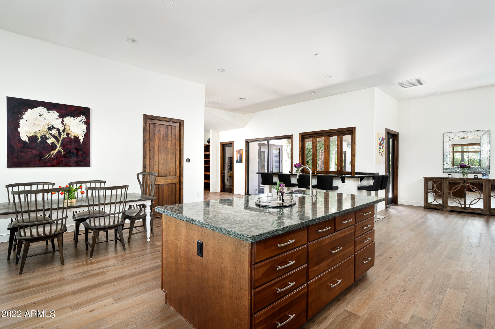 BRET HILLS - Residential