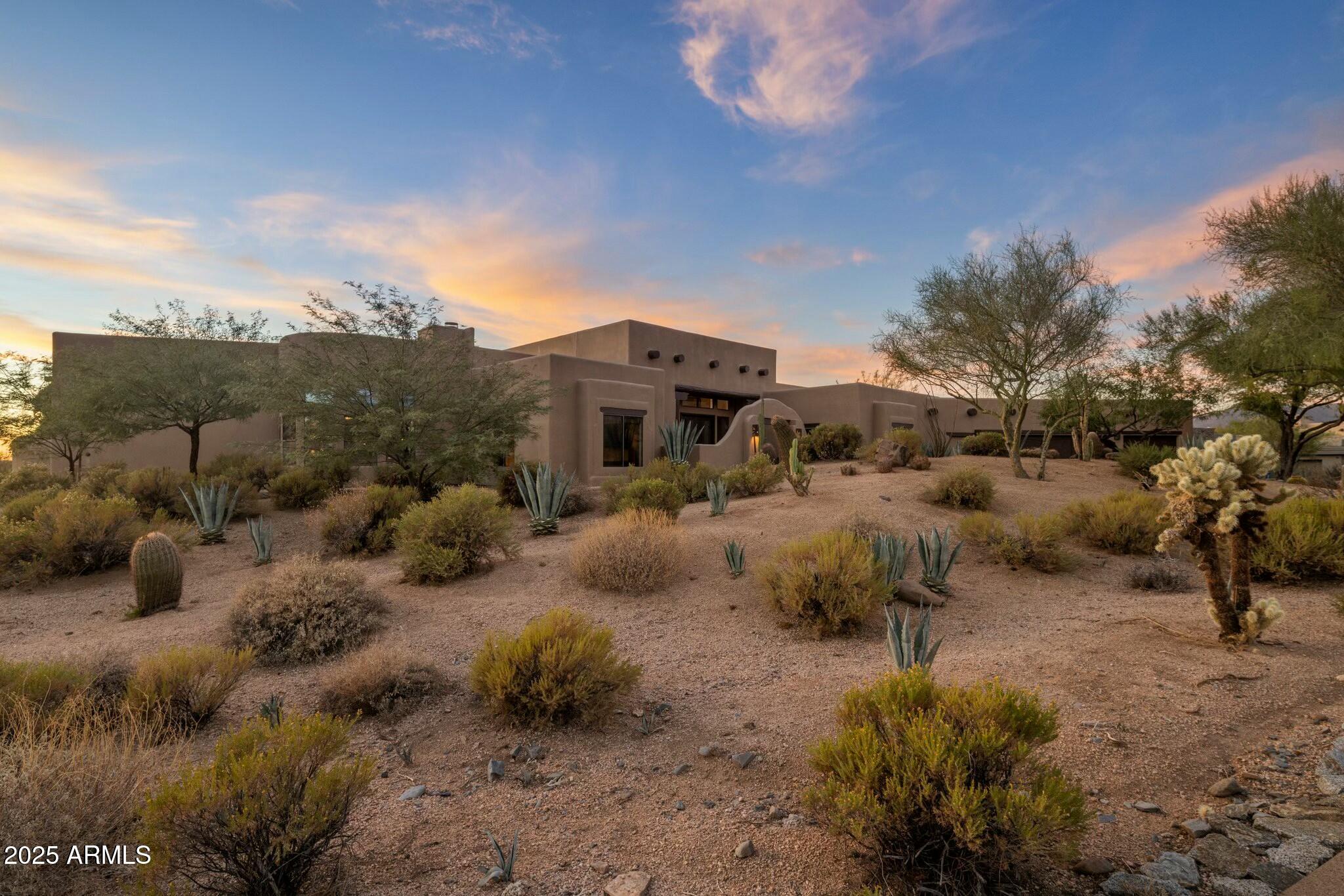 9950 E SUNDANCE Trail
