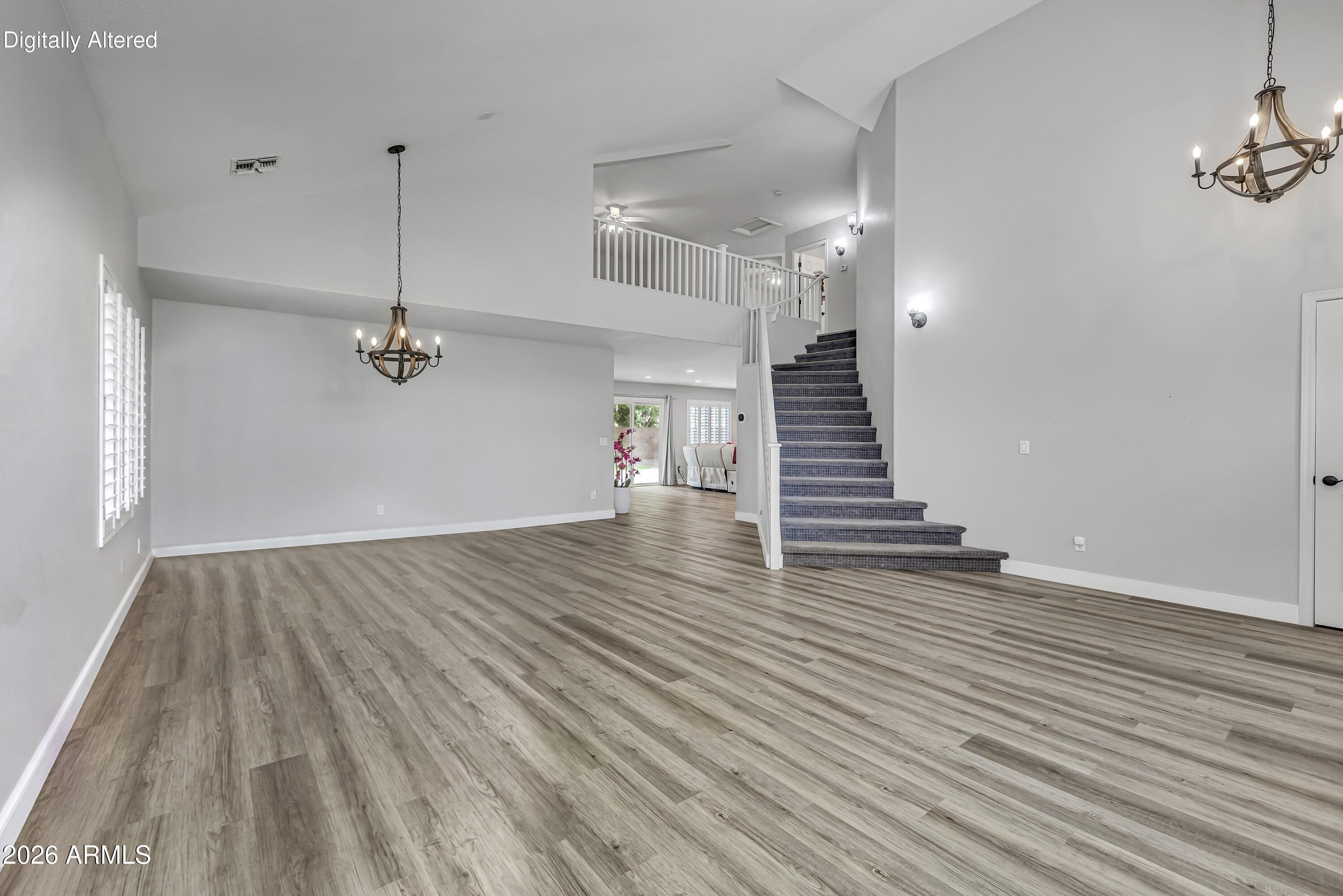 1038 E HARRISON Court