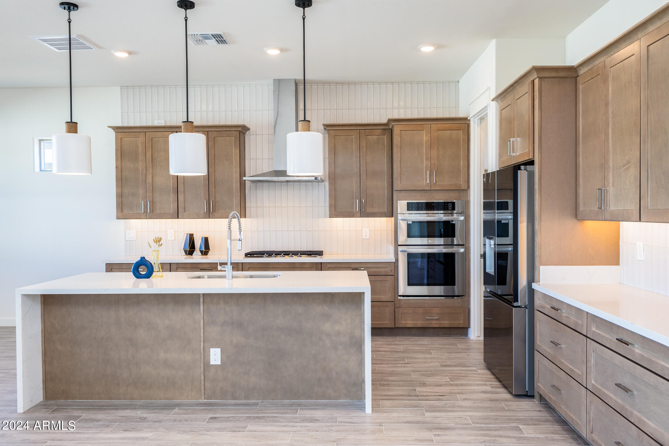 7550 W GELDING Drive