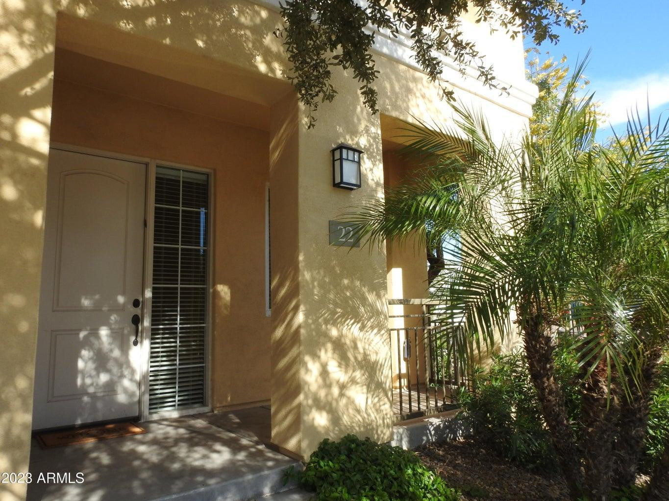 121 N California Street 22