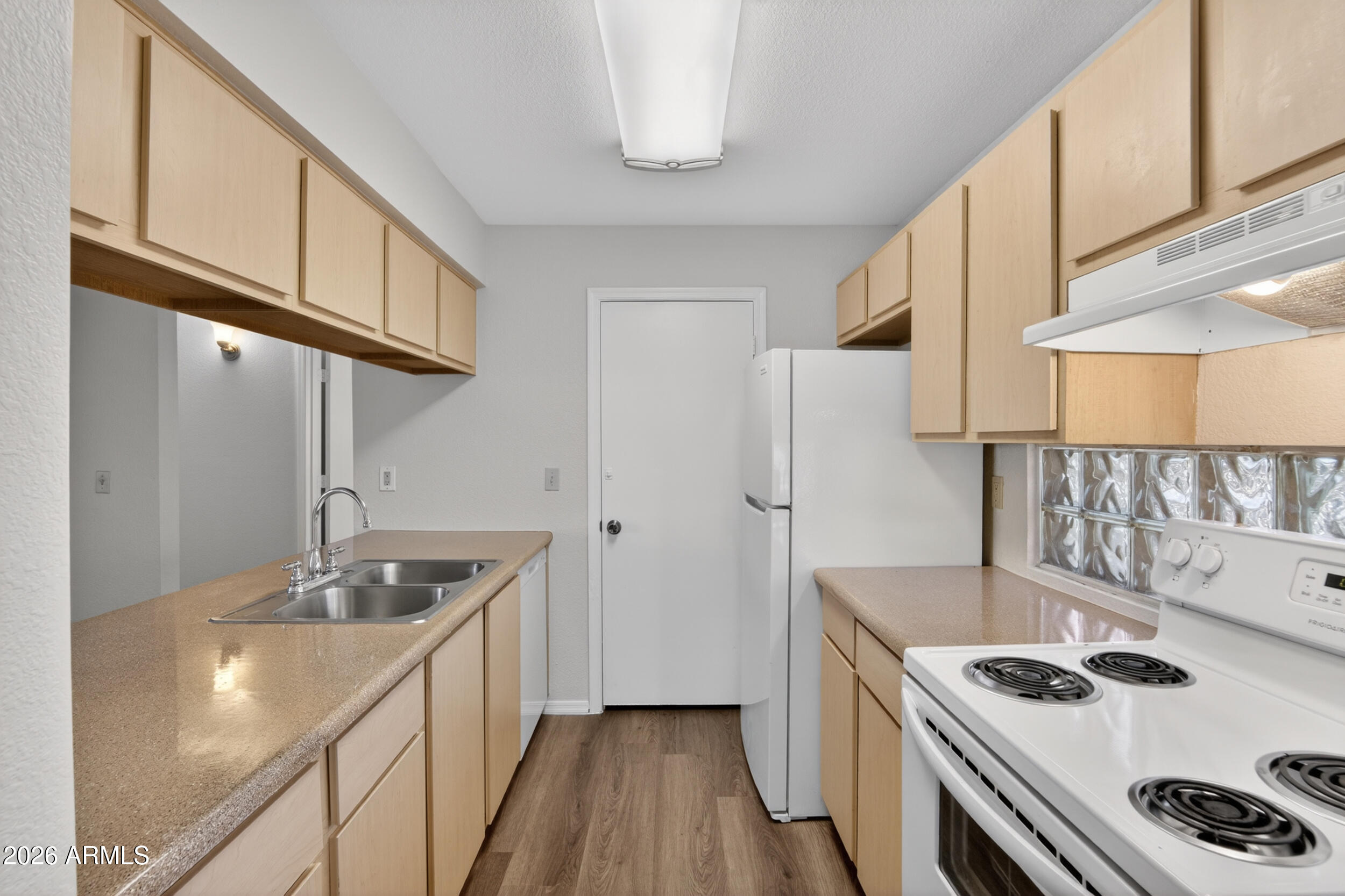 16033 N 25TH Street 207