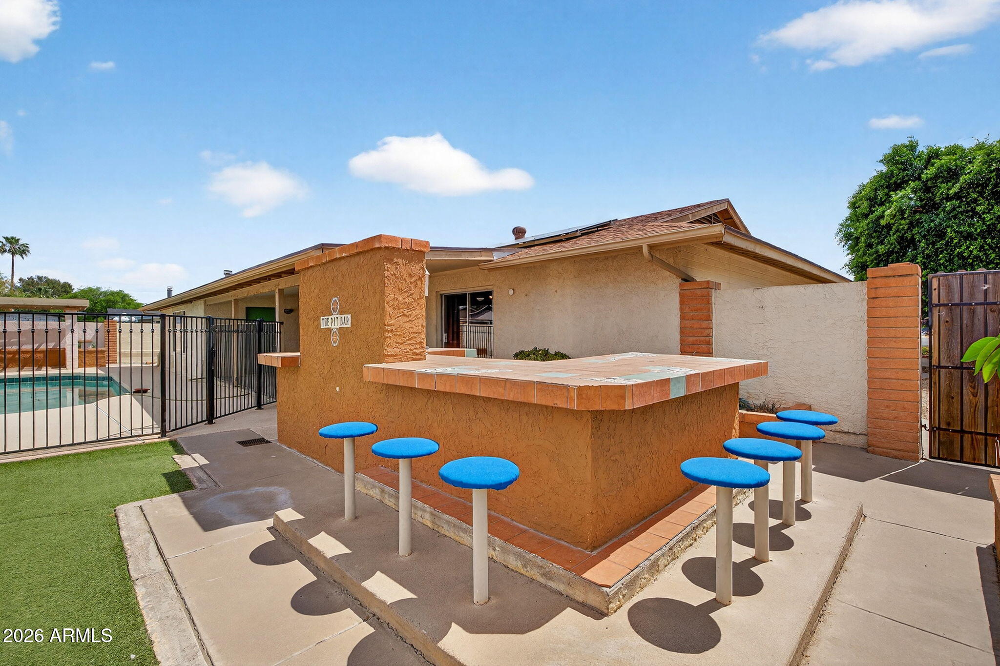 4034 W ANDERSON Drive