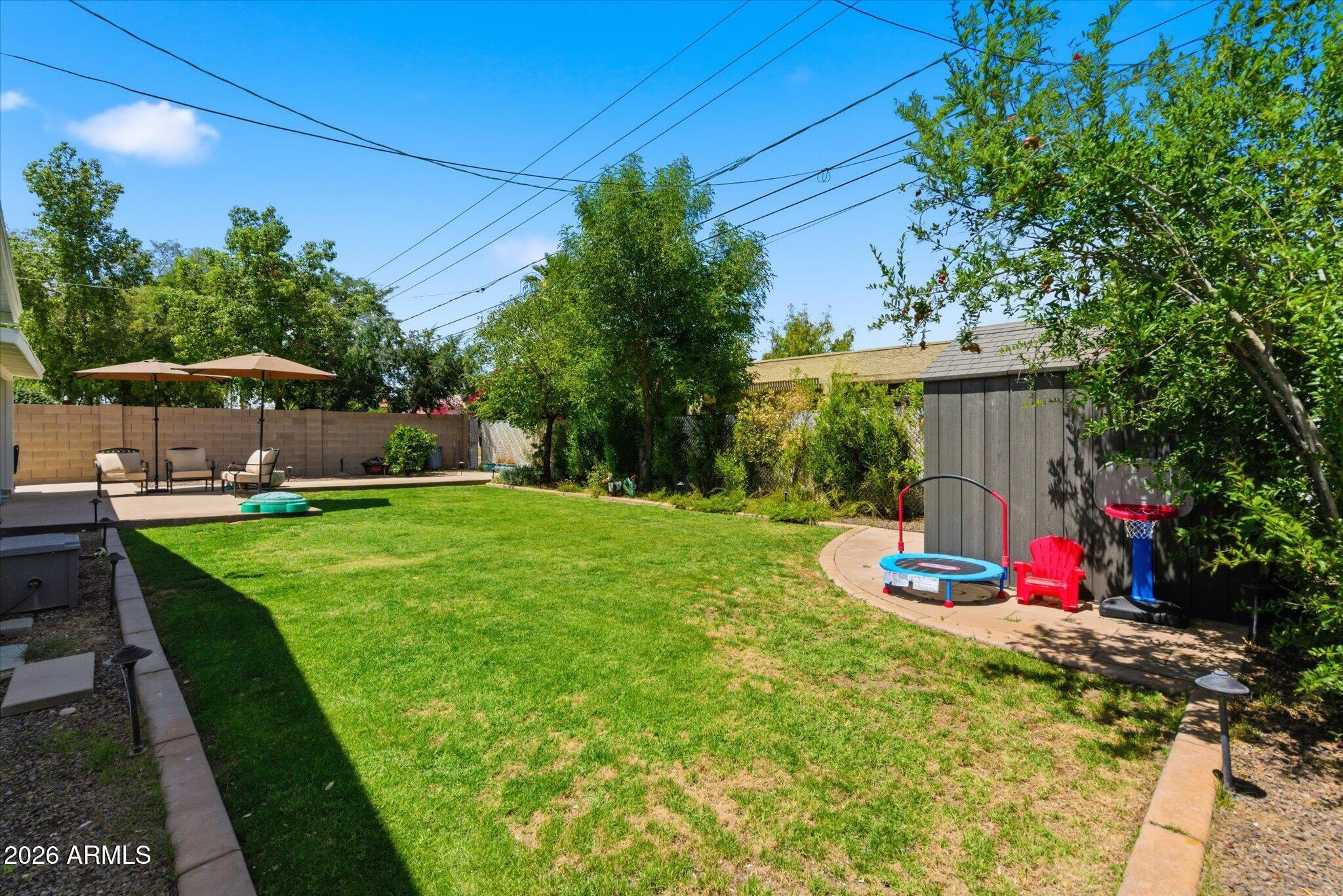 MARILYN ANN UNIT 1 - Residential