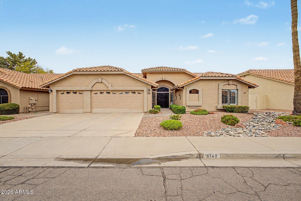 Photo of 9142 W Palm Tree Drive, Peoria, AZ 85382 (MLS # 7083752)