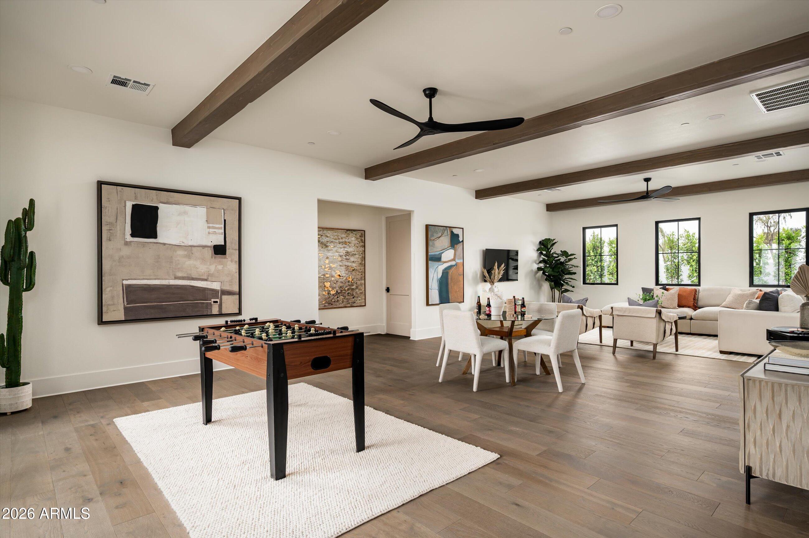 DESERT ESTATES - Residential
