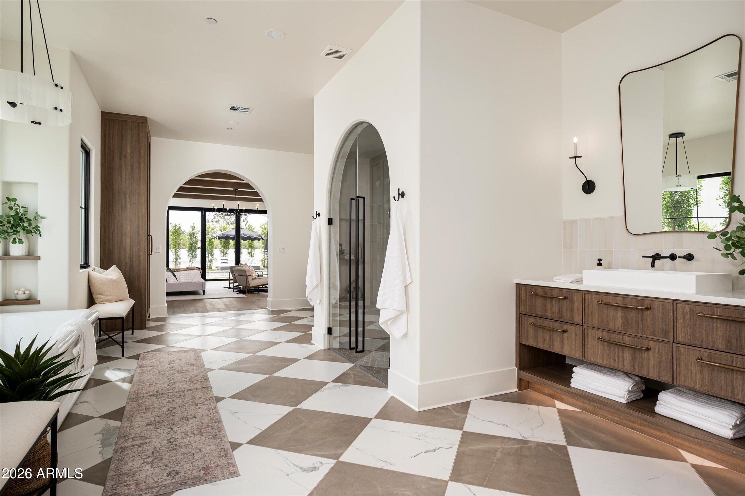 DESERT ESTATES - Residential