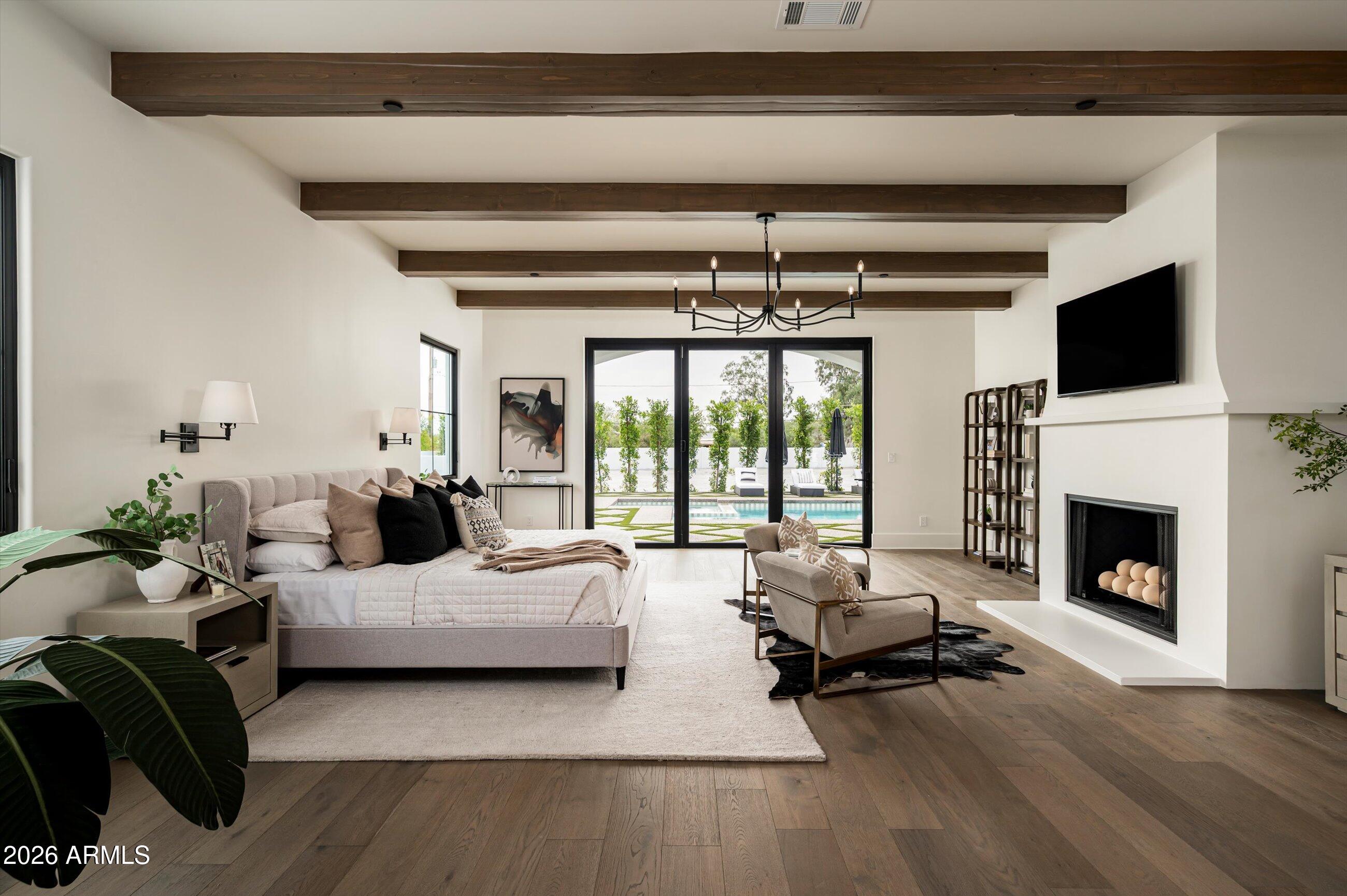 DESERT ESTATES - Residential