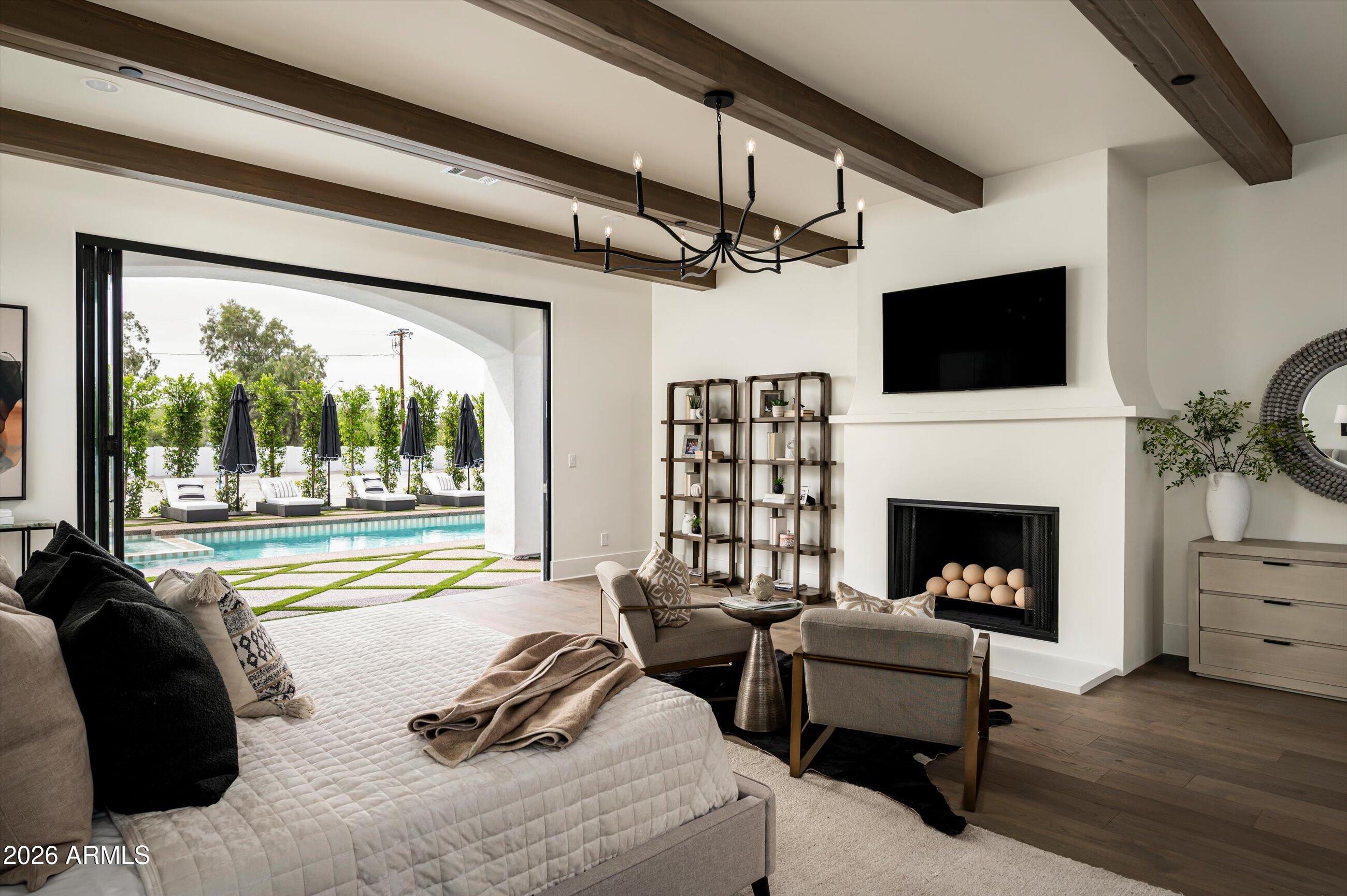 DESERT ESTATES - Residential