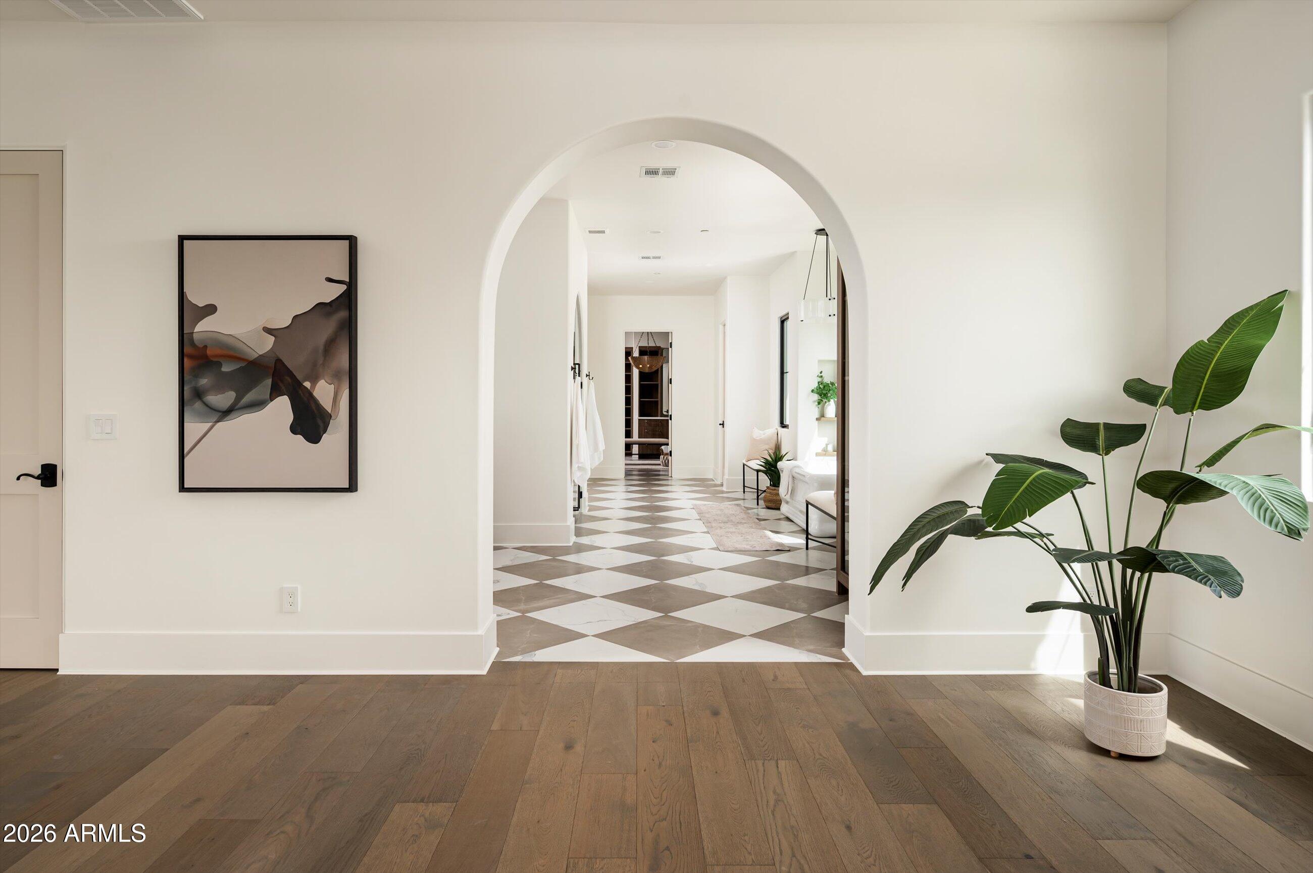 DESERT ESTATES - Residential