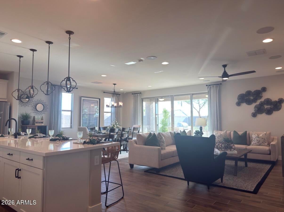 39995 W WOLF Drive