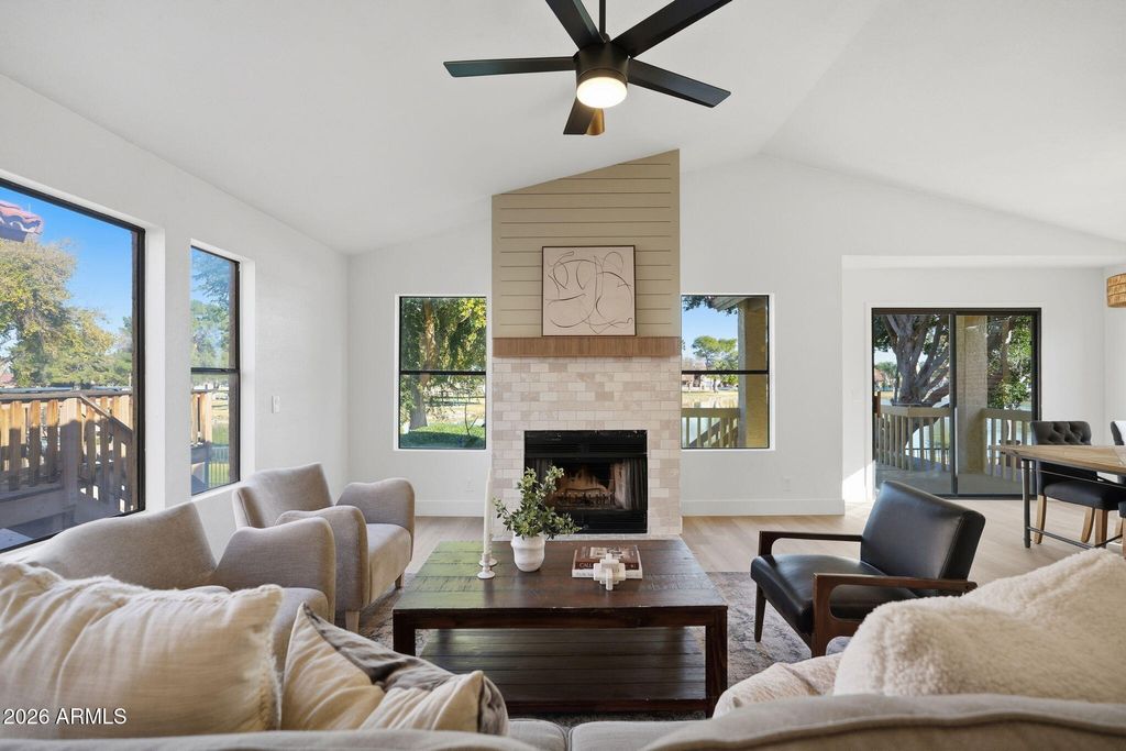 Photo of 547 N Maple Street, Chandler, AZ 85226 (MLS # 6984088)