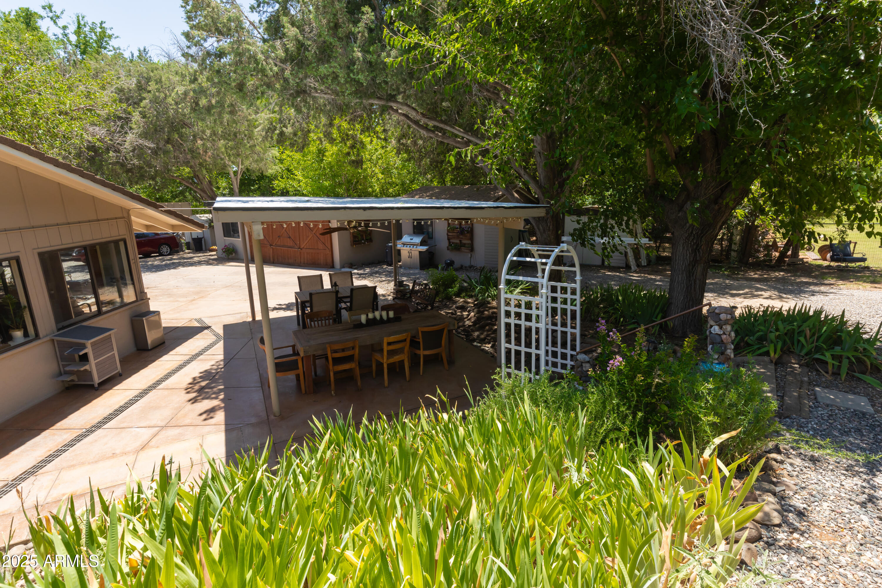 10580 E SWINGING BRIDGE Lane