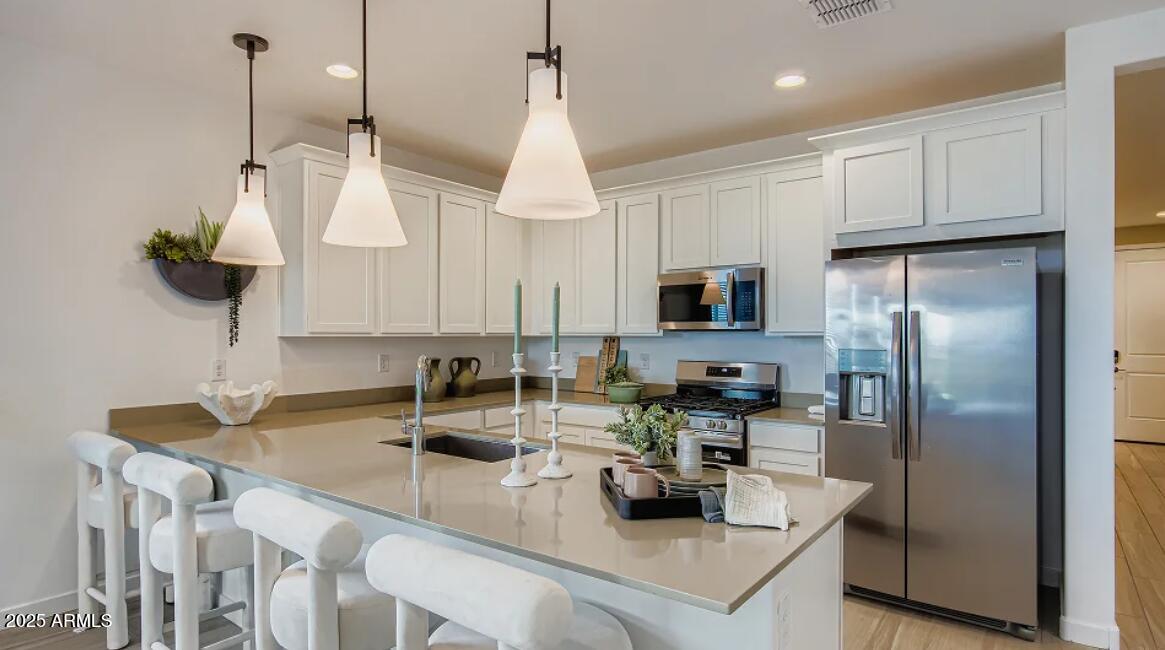 9523 W MULBERRY Drive