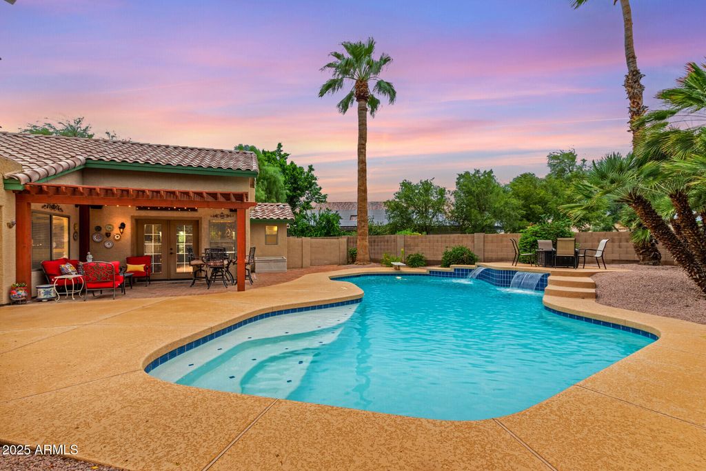 Photo of 6923 W Villa Chula, Glendale, AZ 85310 (MLS # 6932195)