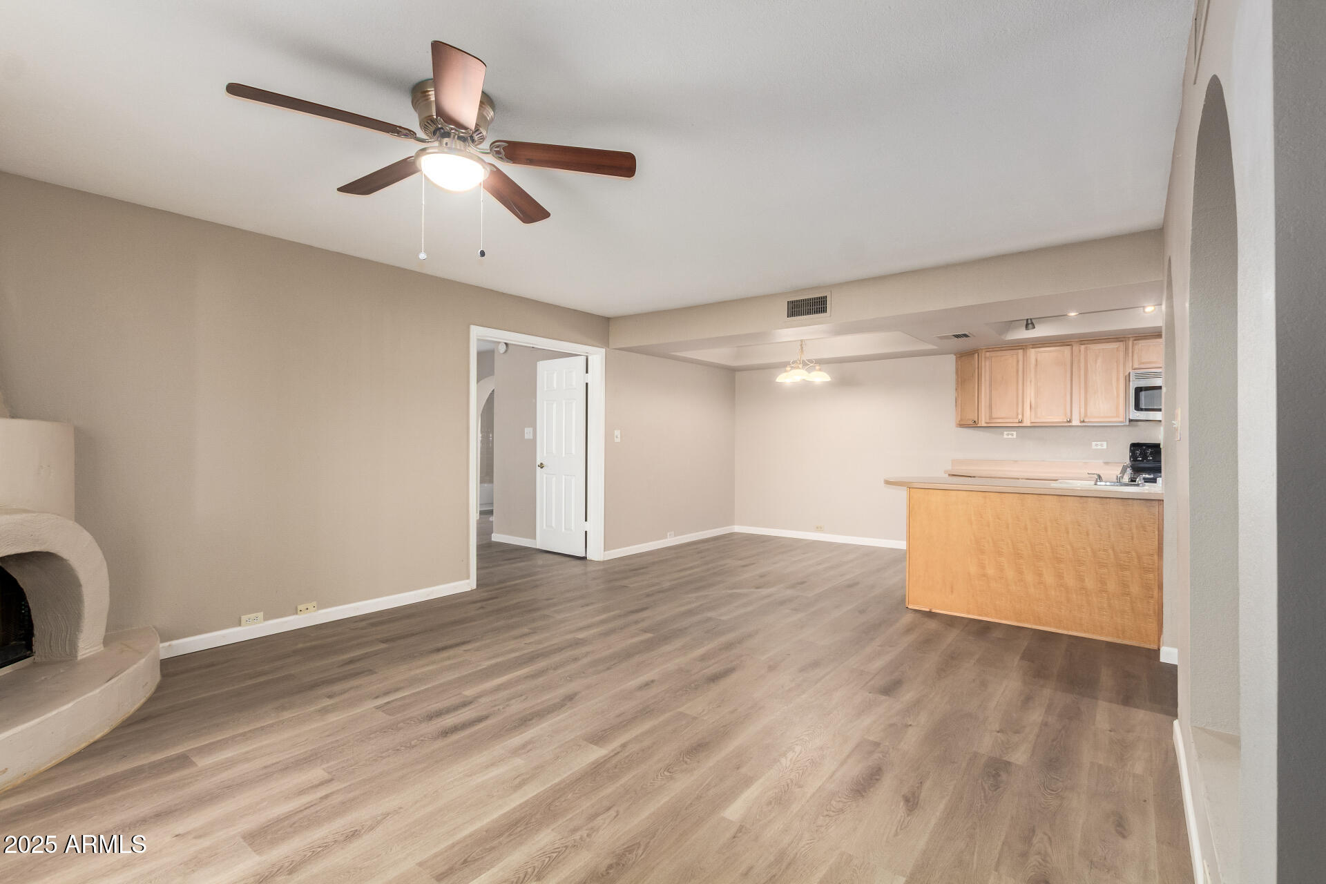 Phoenix, Arizona 85020, United States, 3 Bedrooms Bedrooms, ,2 BathroomsBathrooms,Residential,Active,95979