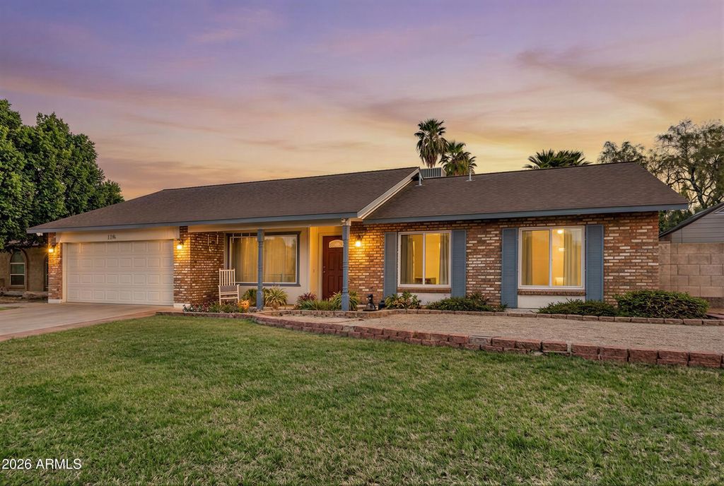 Photo of 1216 W Palo Verde Drive, Chandler, AZ 85224 (MLS # 6985438)