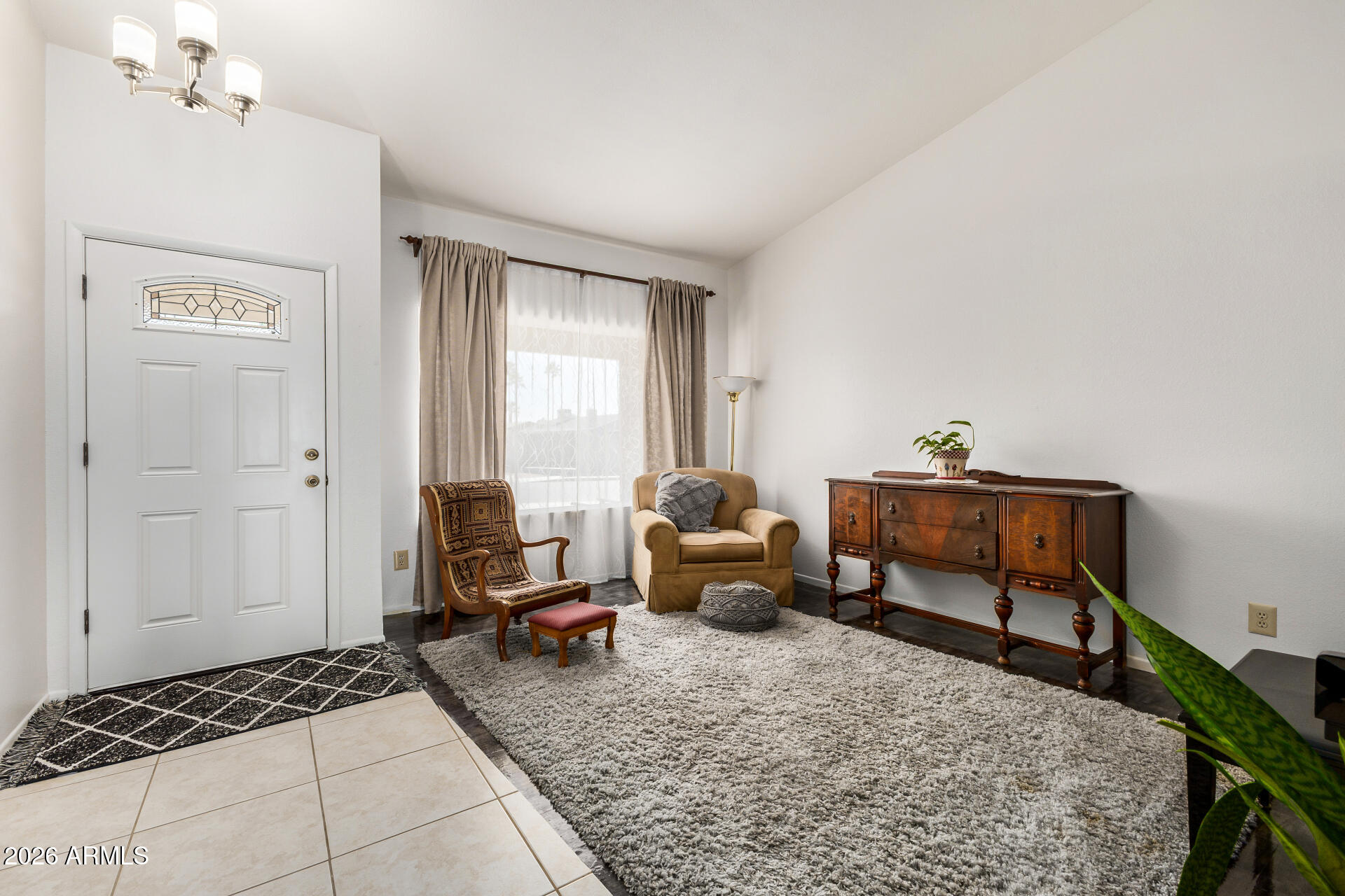 1216 W PALO VERDE Drive