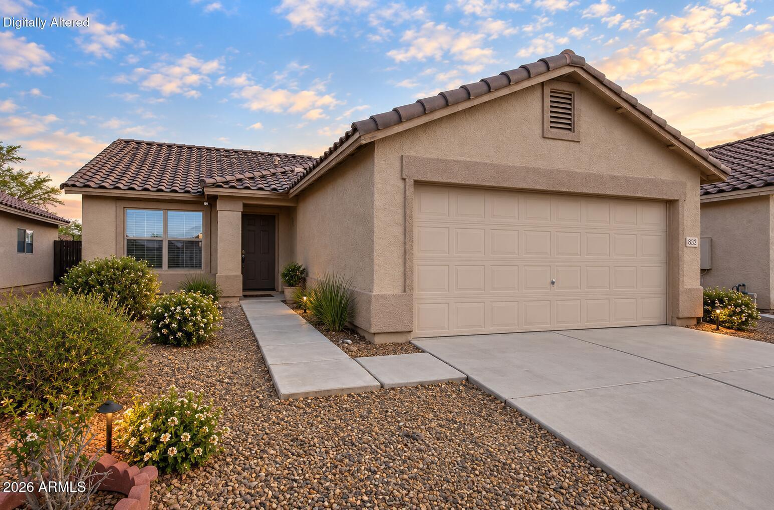 632 W KINGMAN Loop