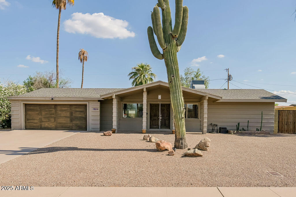 2611 E CHERYL Drive