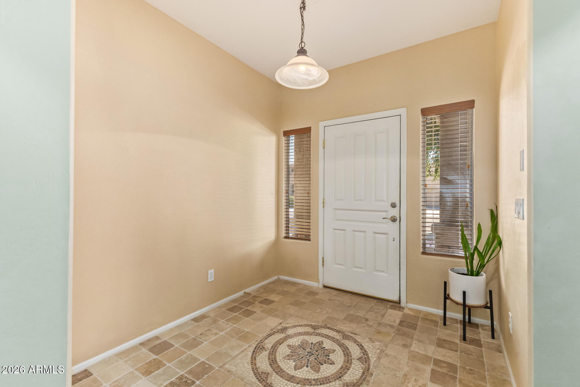 17462 W YAVAPAI Street