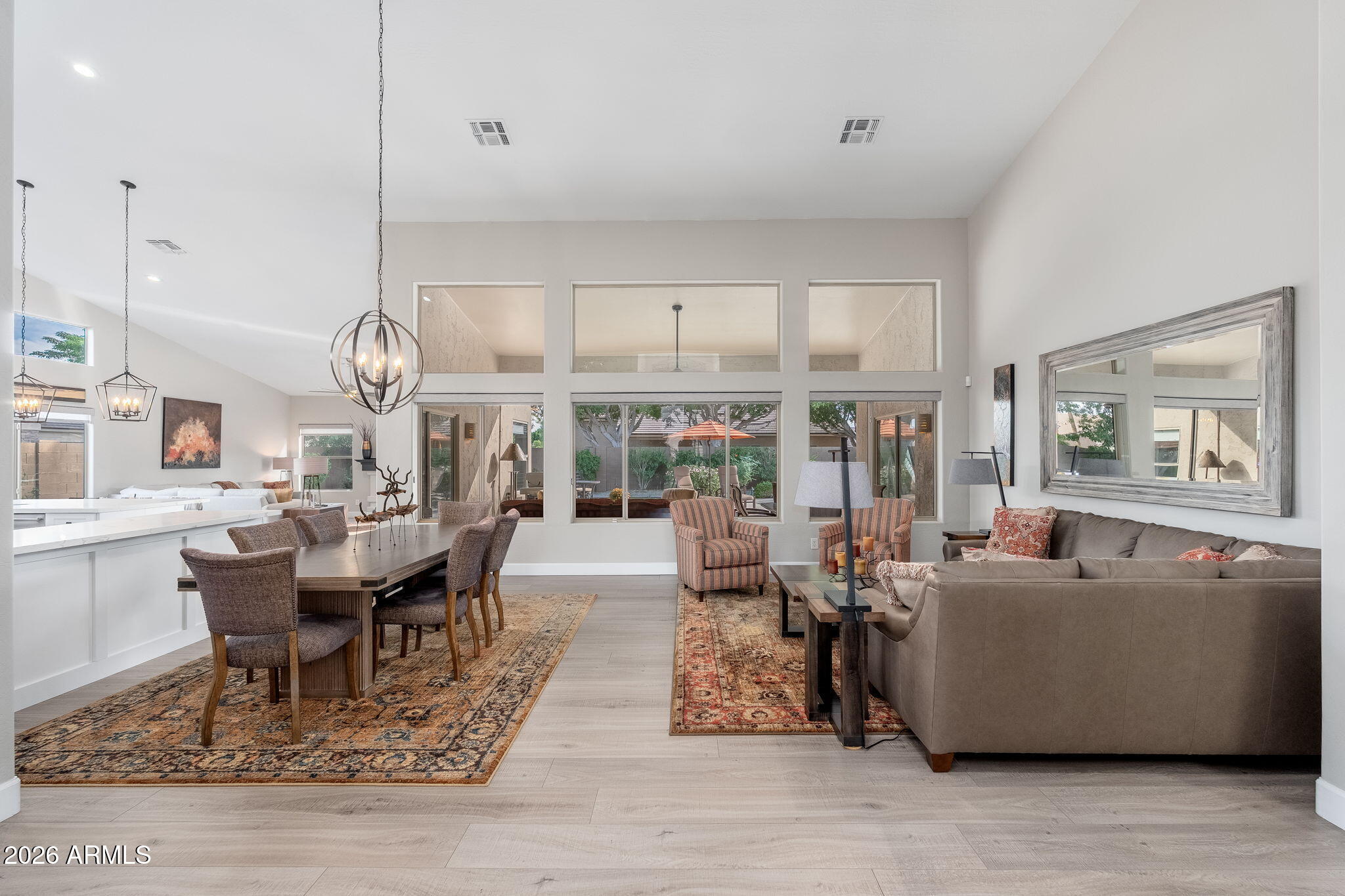 5253 E VILLA RITA Drive