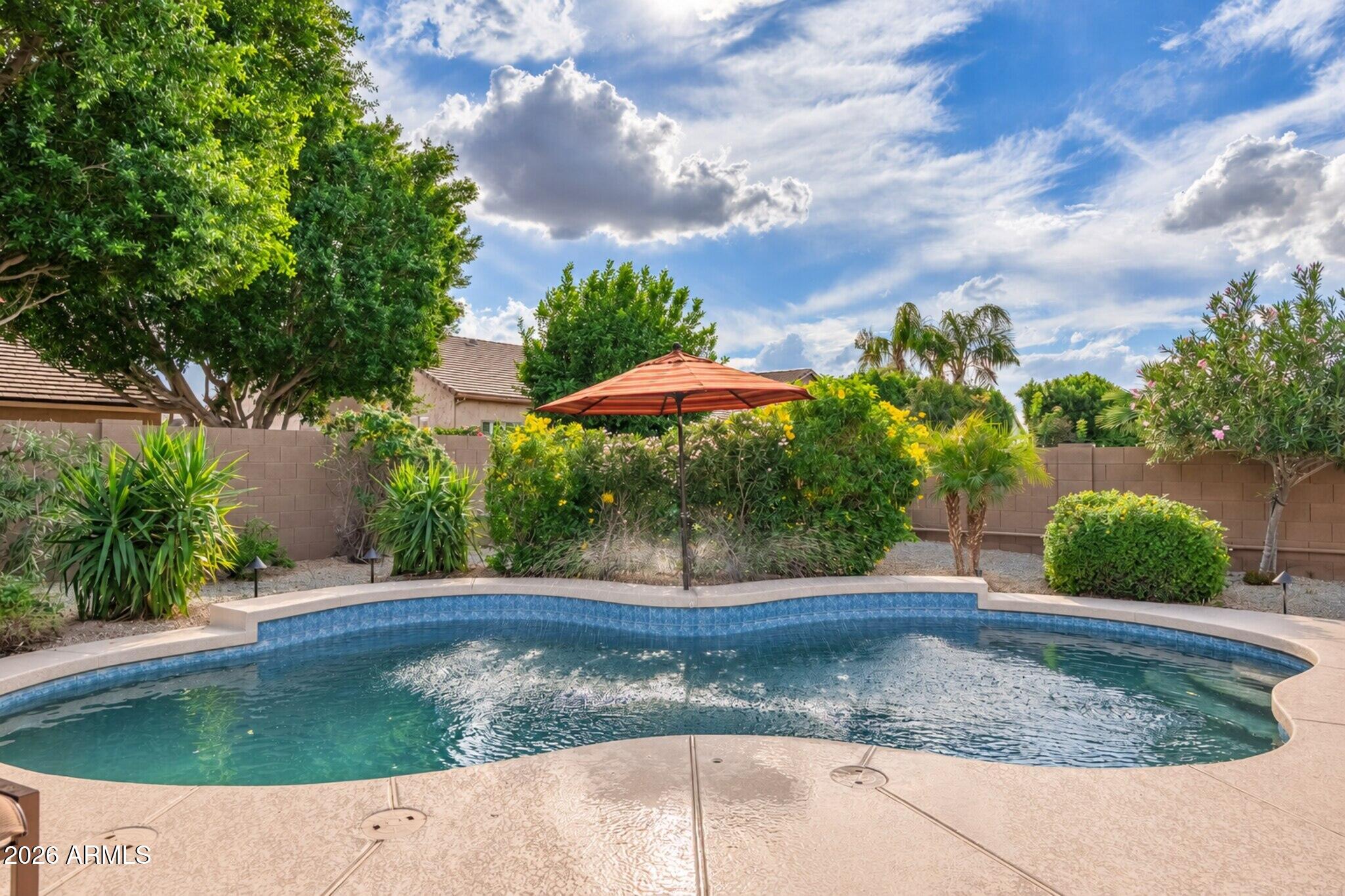 5253 E VILLA RITA Drive
