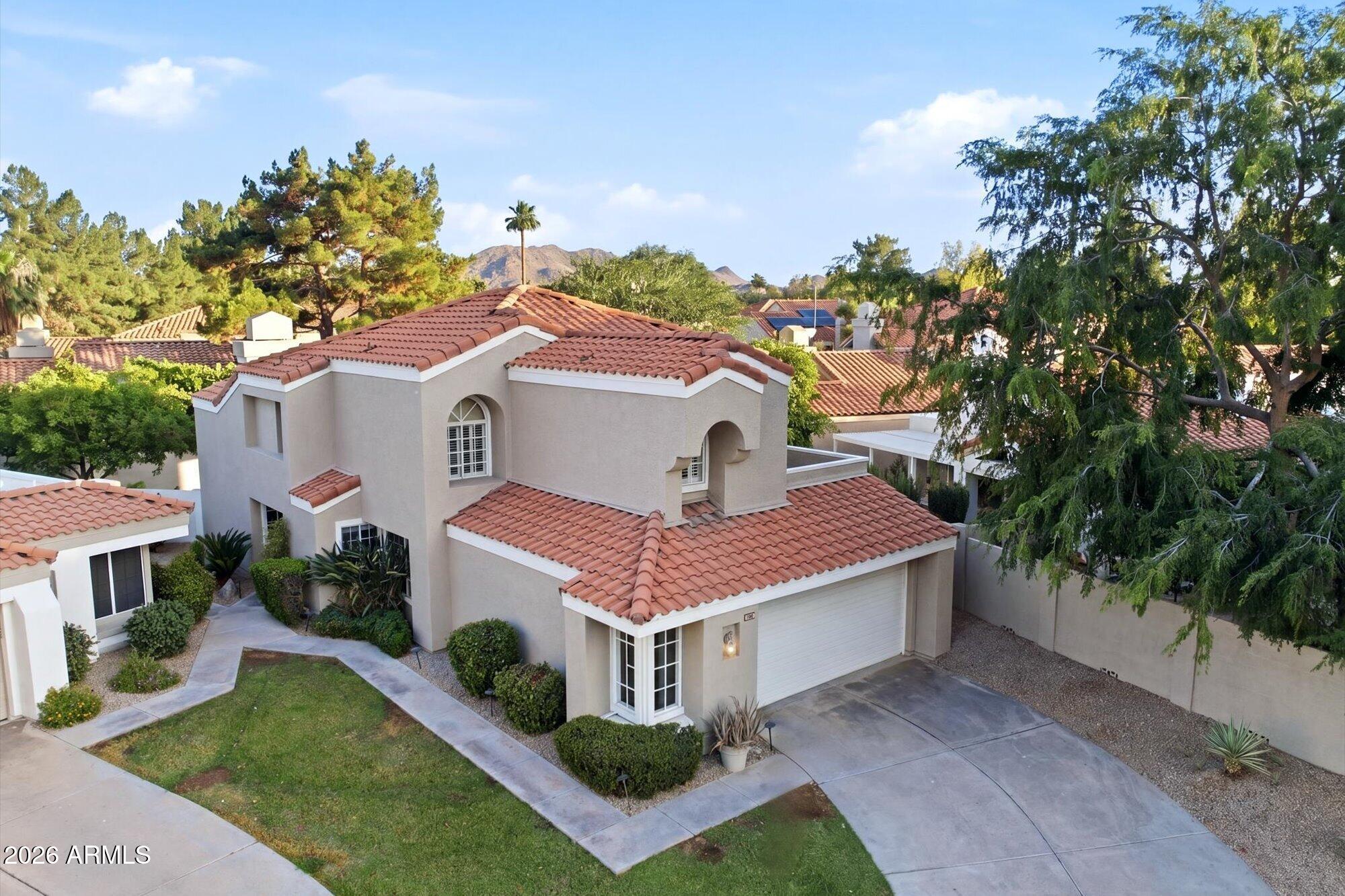 4021 E LAUREL Lane