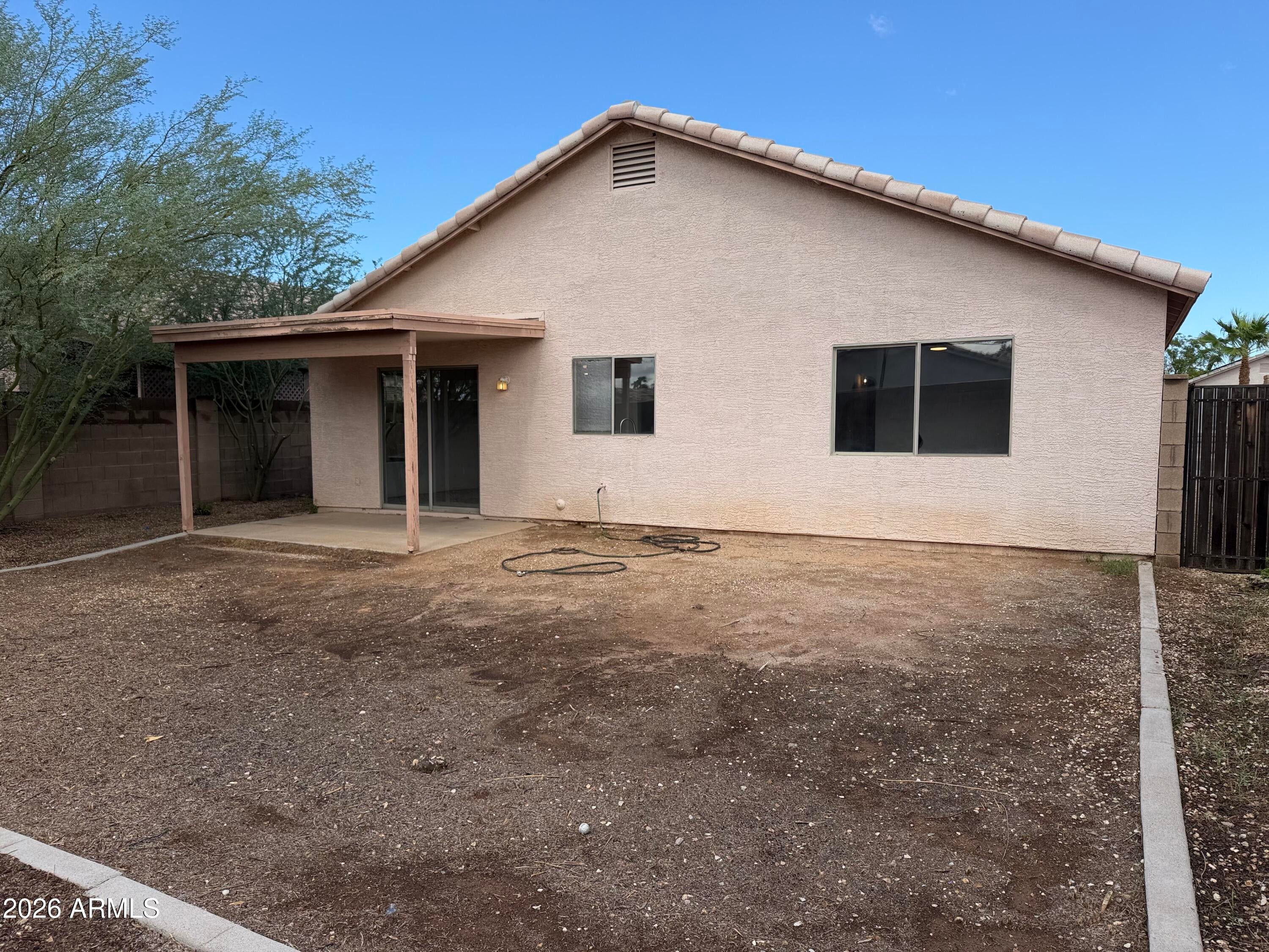 14099 W TWO GUNS Trail