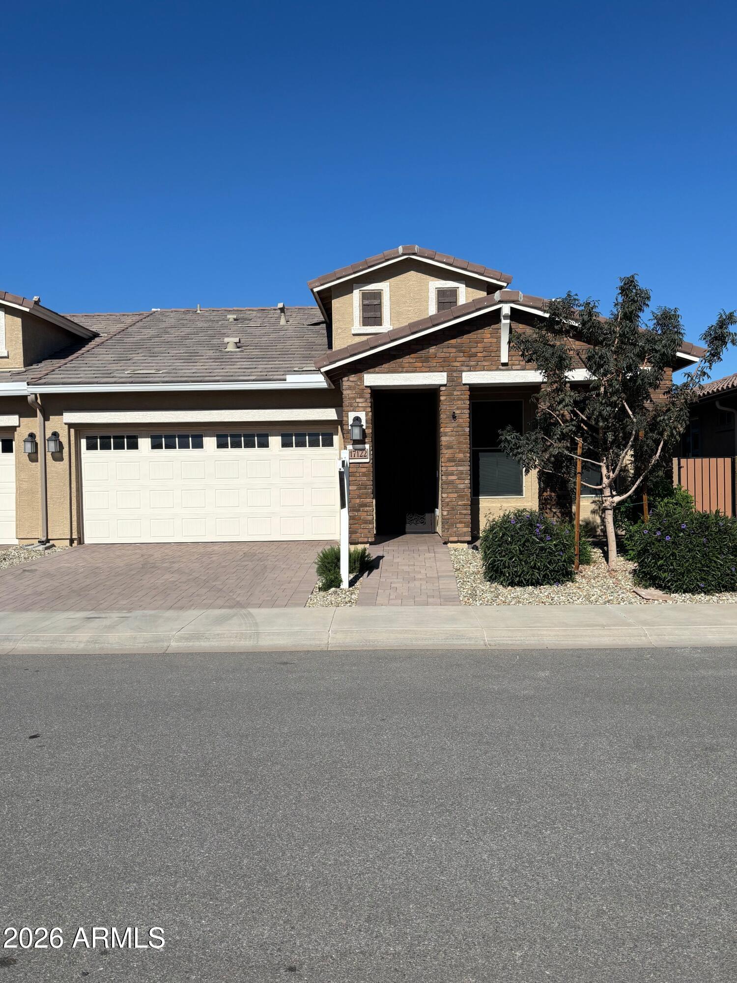 17122 W ARTEMISA Avenue