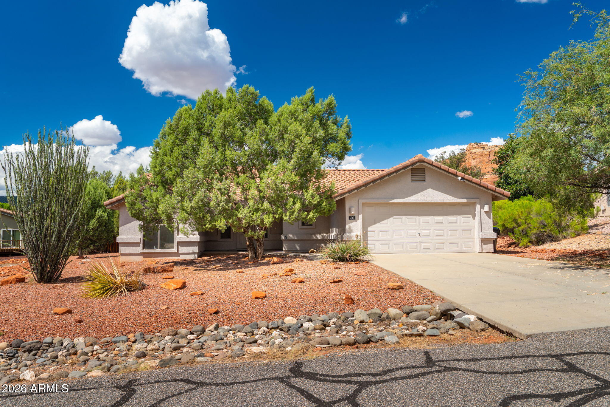60 RIM TRAIL Drive