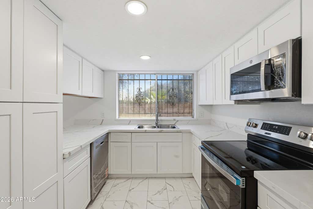Photo of 4427 W Dahlia Drive, Glendale, AZ 85304 (MLS # 7036460)