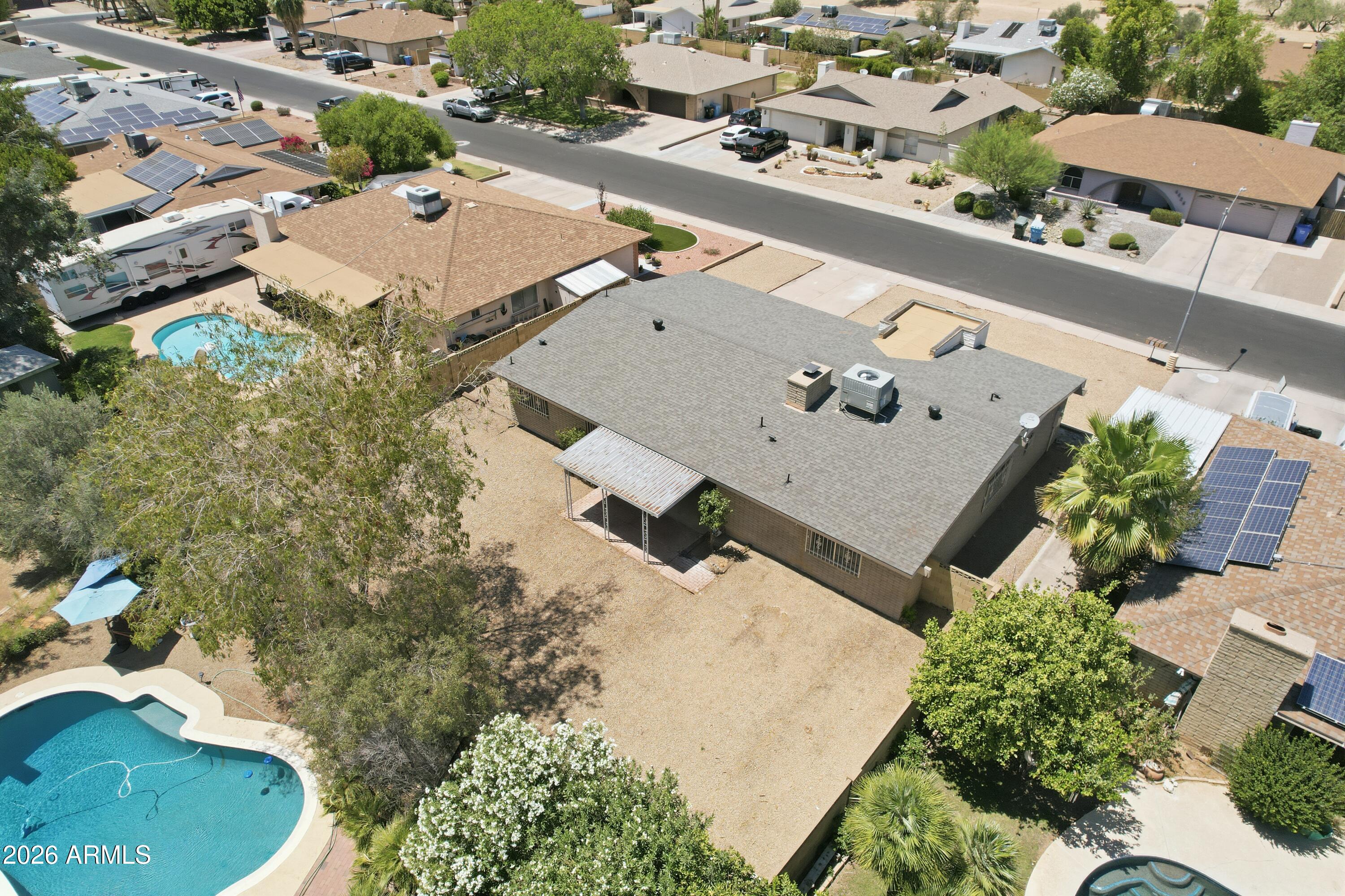 4427 W Dahlia Drive