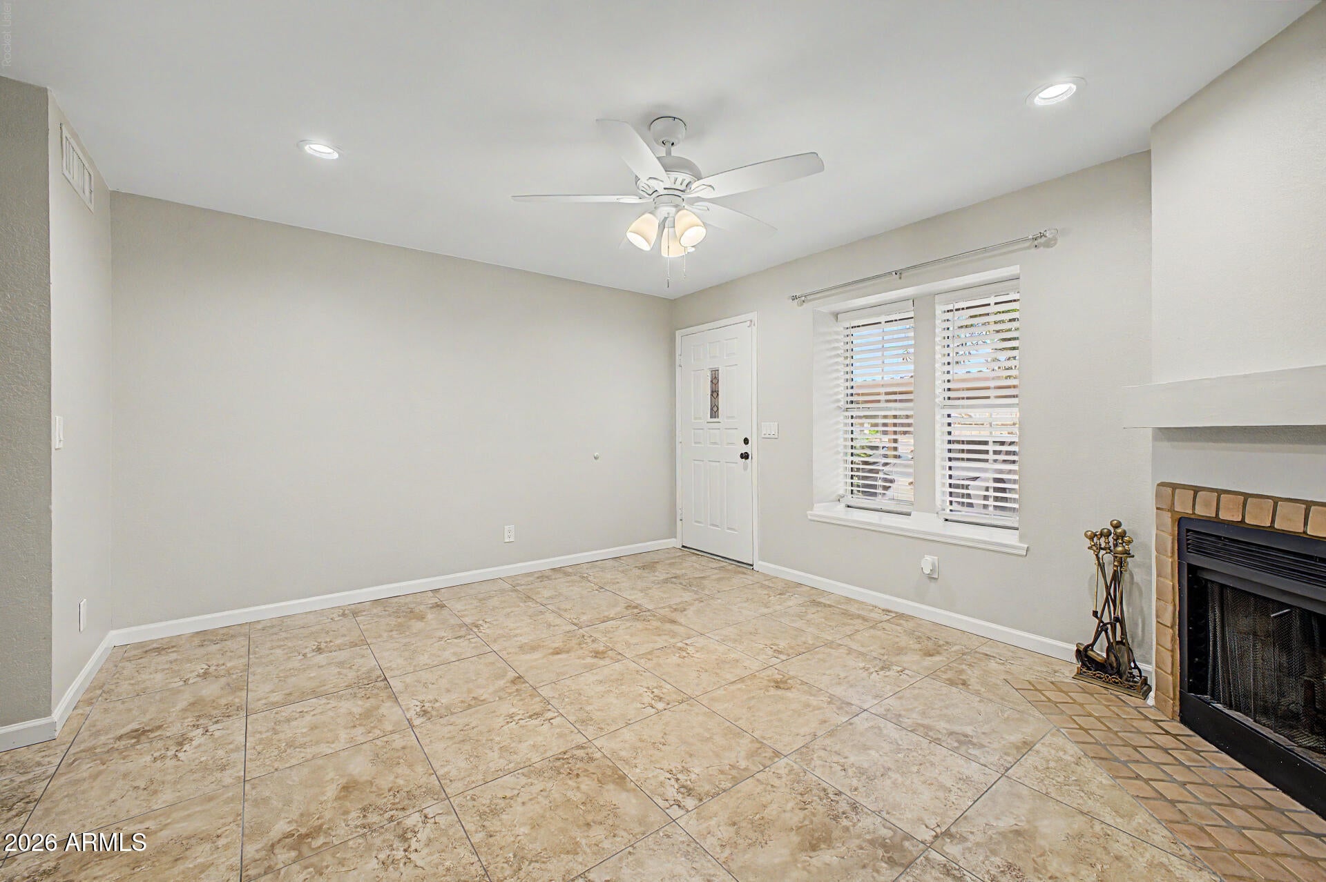 8111 W WACKER Road 78